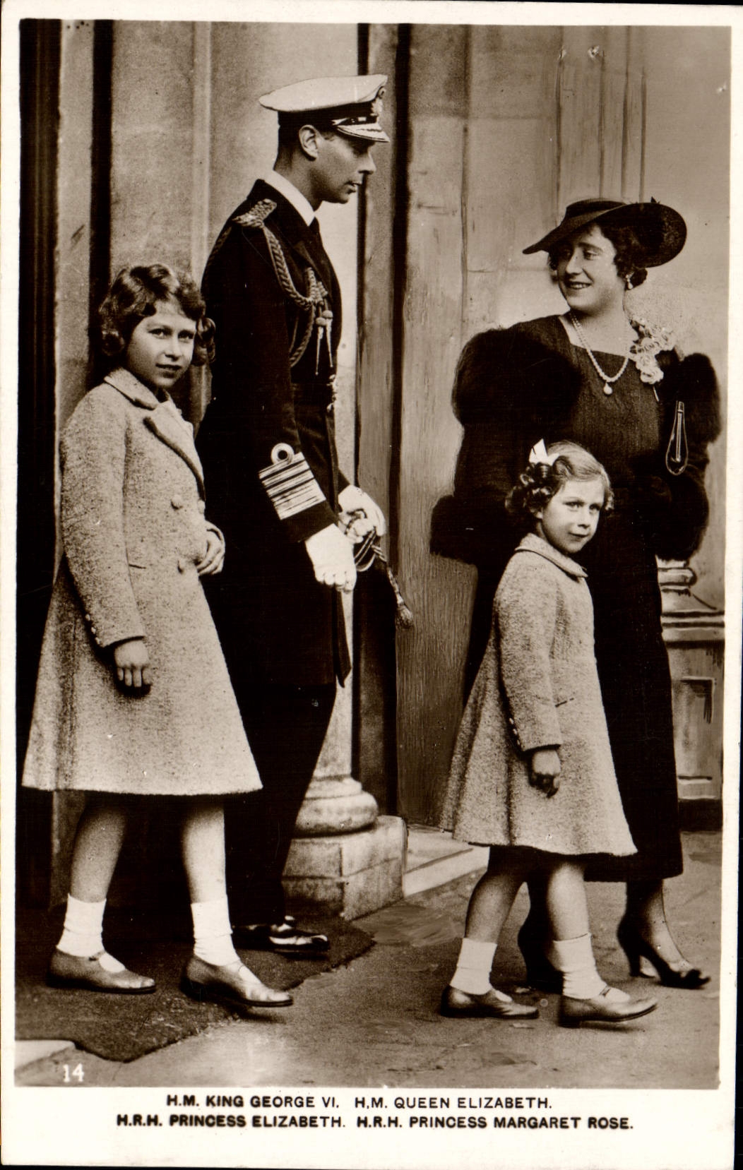 CPA HM King George VI Queen Elizabeth 