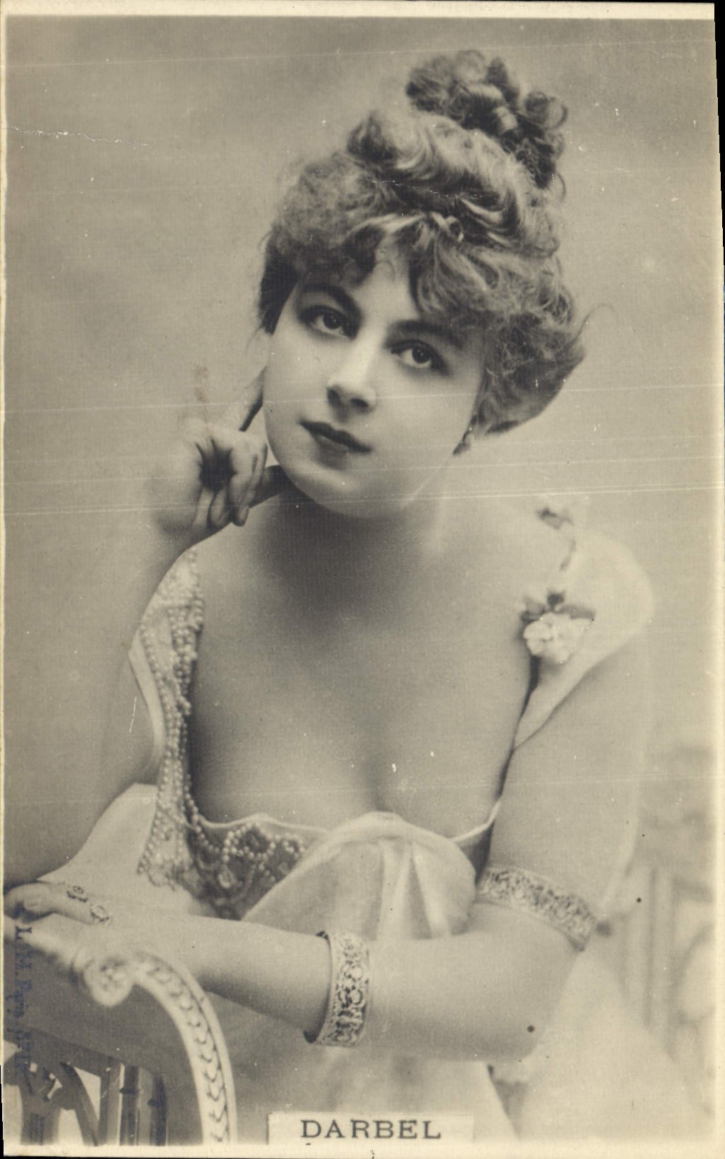 VINTAGE POSTCARD Darbel