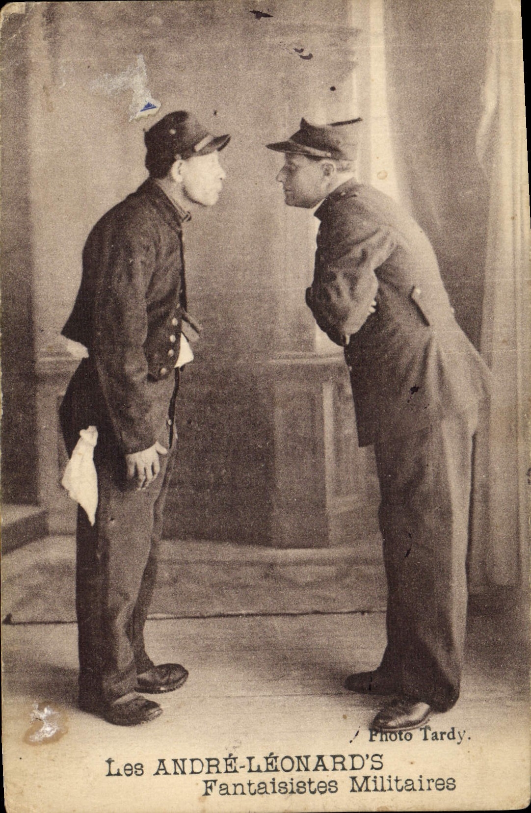 VINTAGE POSTCARD the Andre Leonard' S Whimsical soldiers