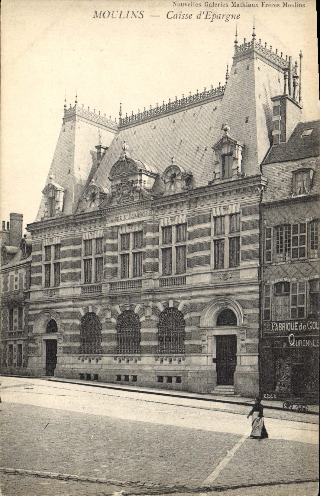 VINTAGE POSTCARD Bank Moulins Savings bank