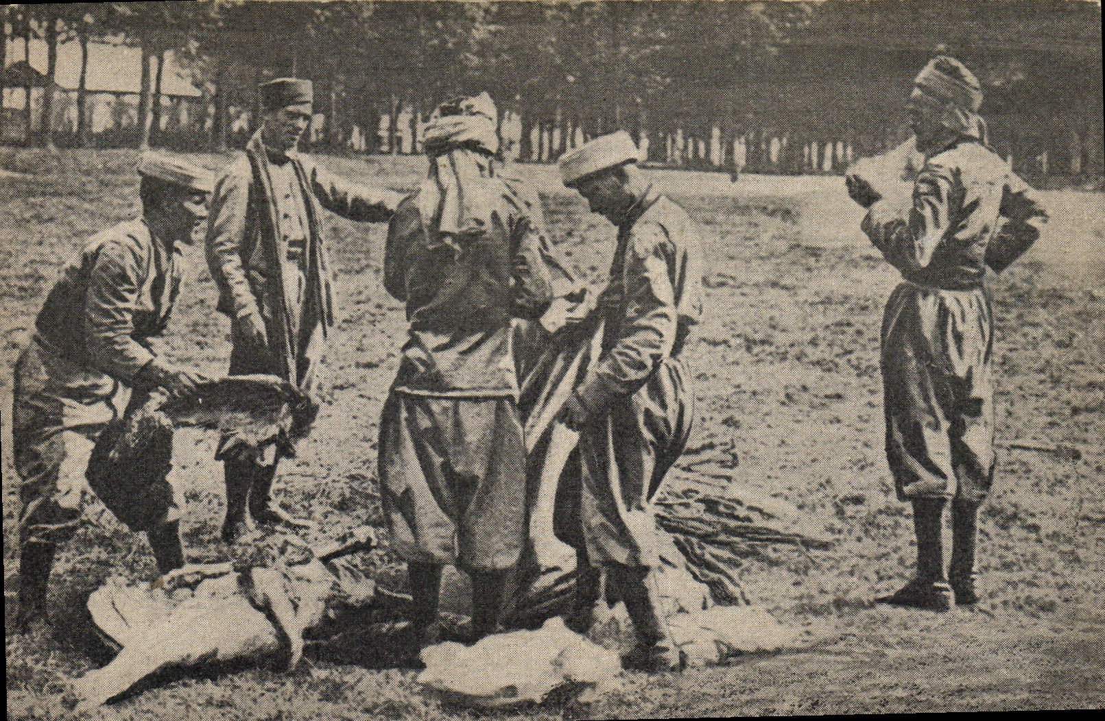 VINTAGE POSTCARD Militaria private Collection of Mr. Guyot Photographer to the Illustration