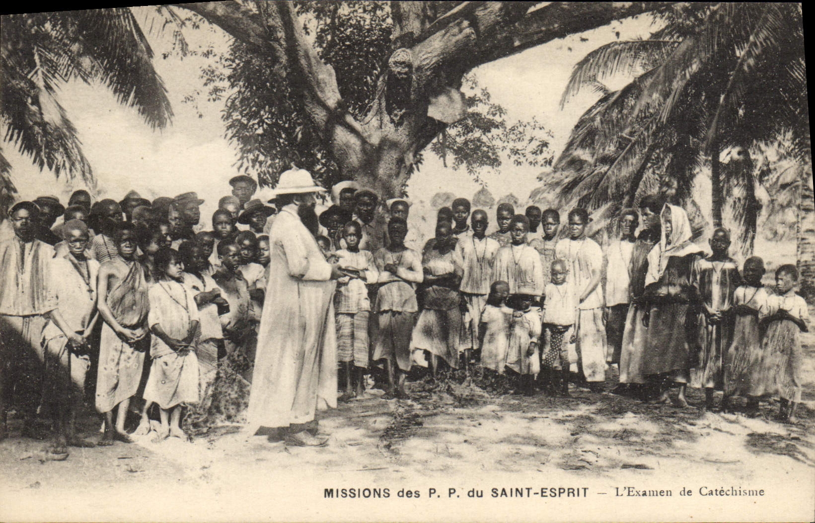 VINTAGE POSTCARD Negro black Man Missions of PP of the Saint Spirit the examination of catechism