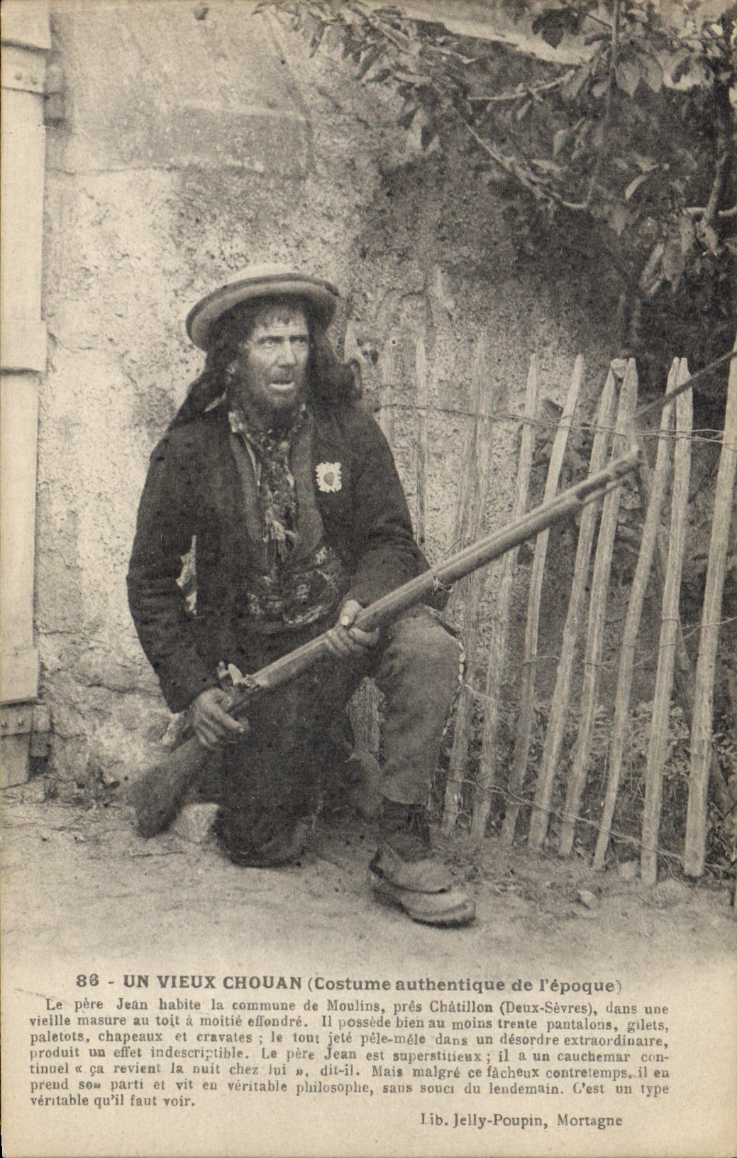 POSTAL de la VENDIMIA un folklore del traje de Chouan del viejo hombre