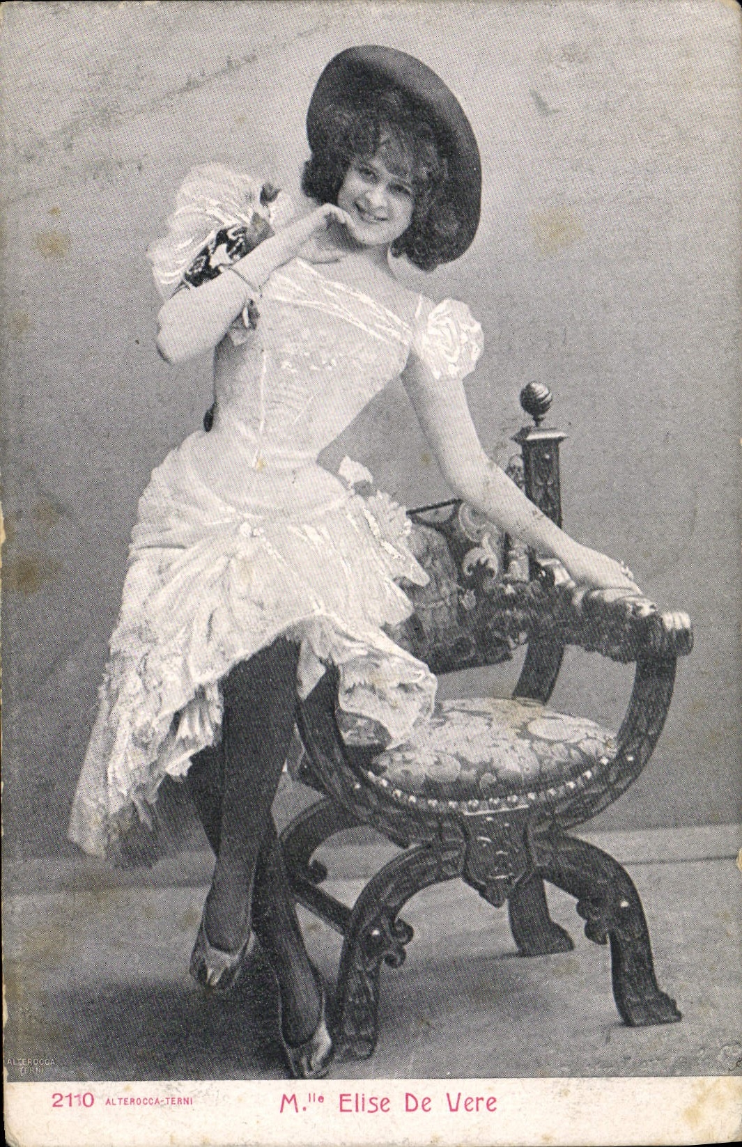 CPA Mlle Elise de VEre 