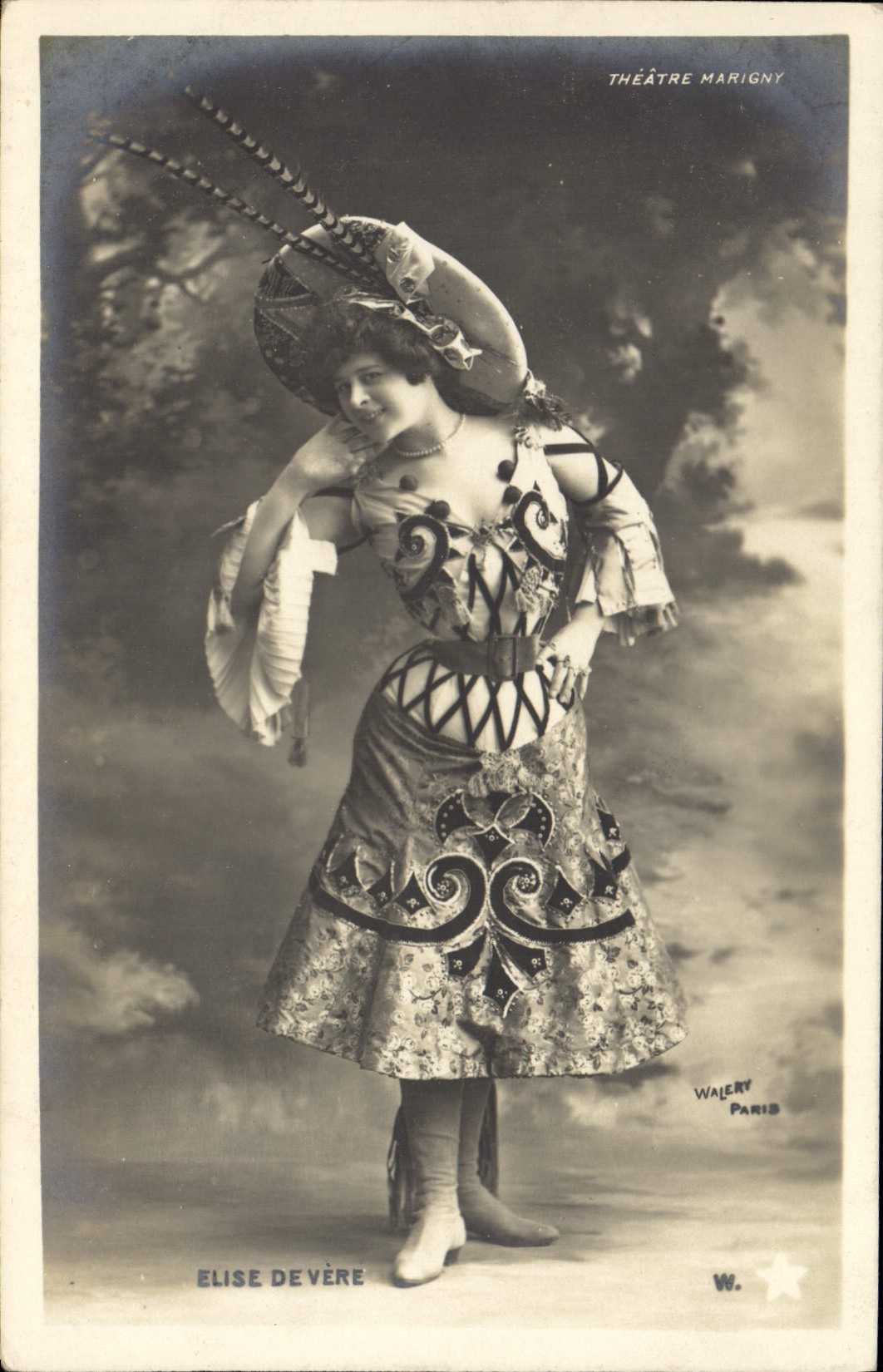 CPA Theatre Marigny Elise de Vere 