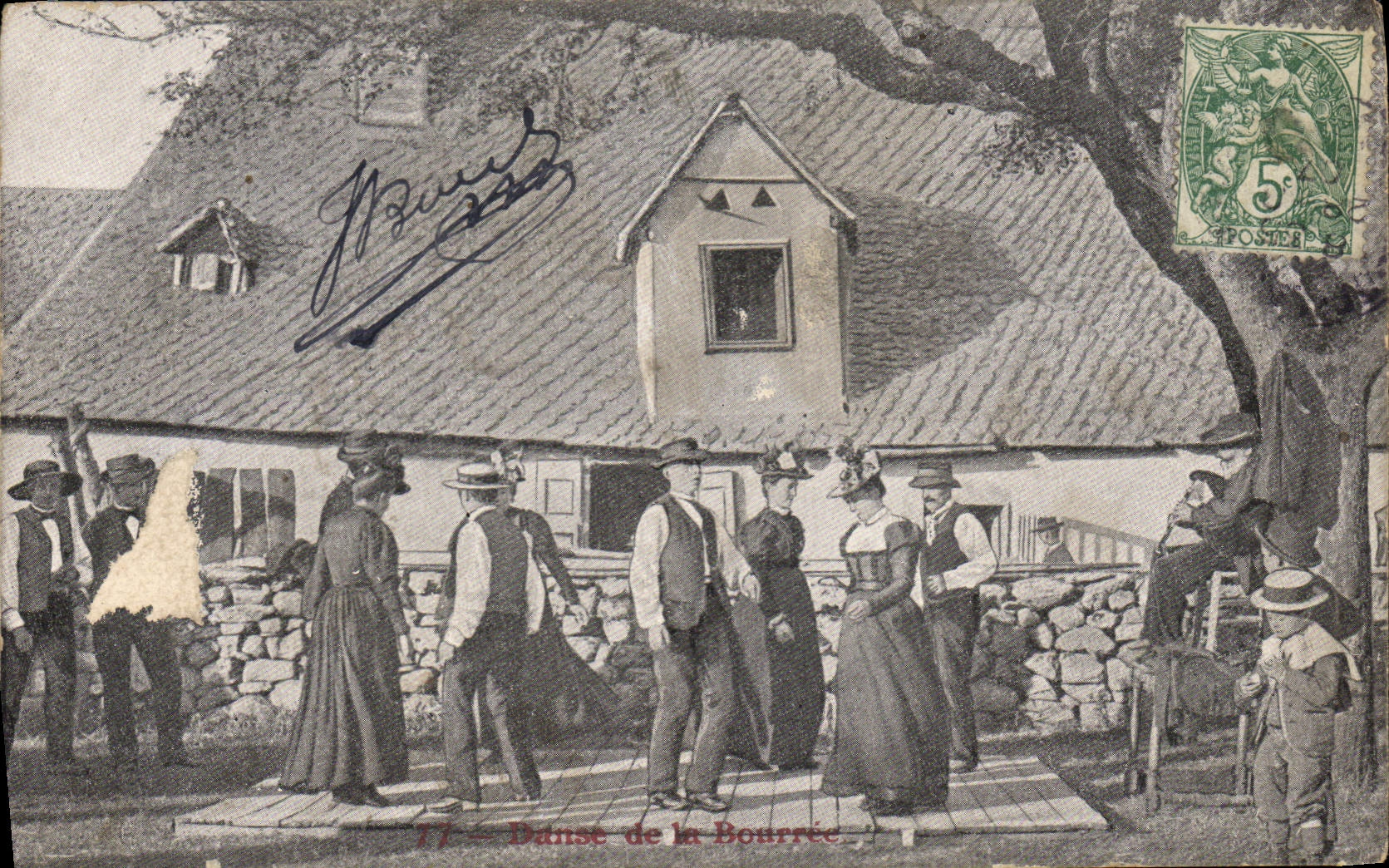 CPA Folklore La danse de la bourree