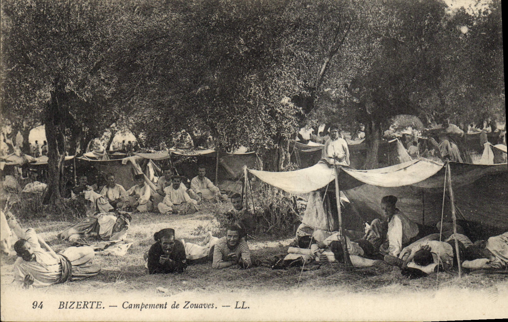 VINTAGE POSTCARD Militaria Bizerte Tunisia Camping of zouaves