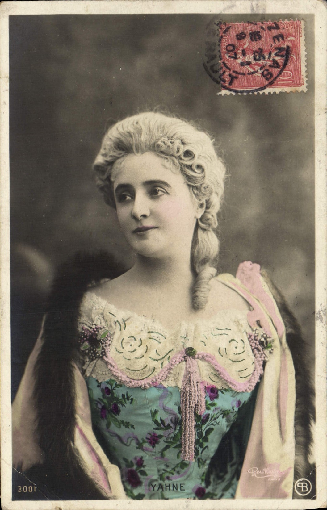 CPA Fantaisie Femme Yahne