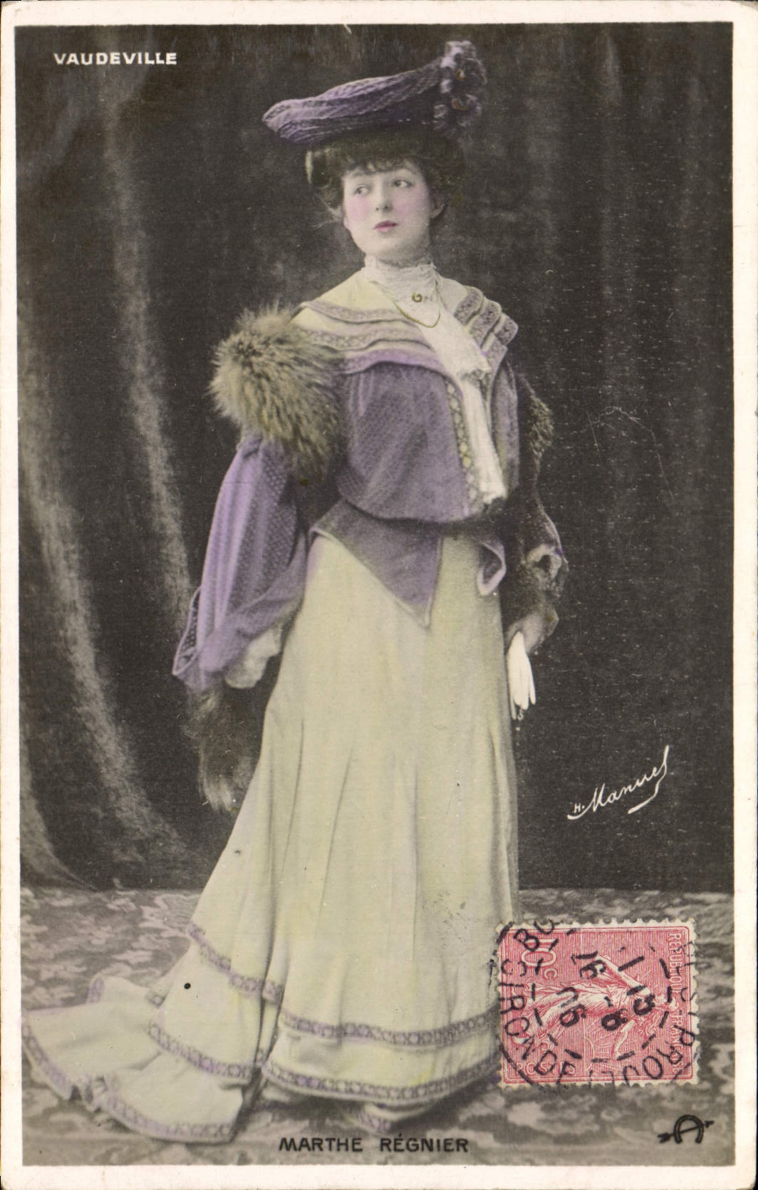 VINTAGE POSTCARD Fantasy Woman Marthe Regnier Light comedy