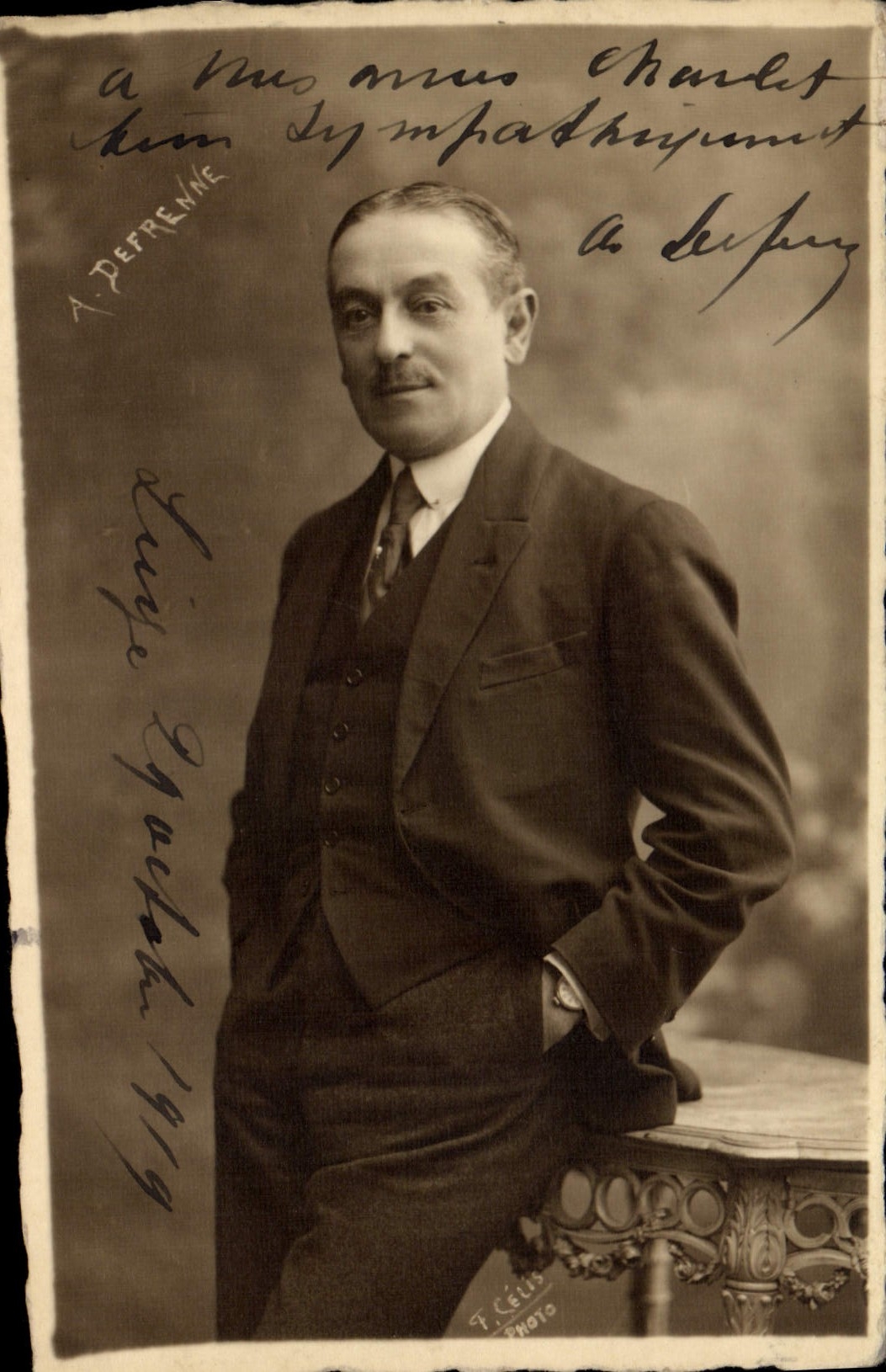 VINTAGE POSTCARD Defrenne Theater