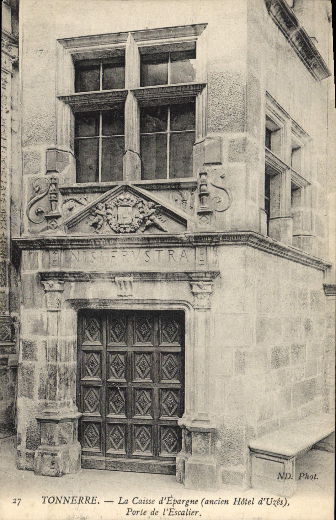 VINTAGE POSTCARD Banque Thunder Savings bank Old Hotel of Uzes Carries staircase