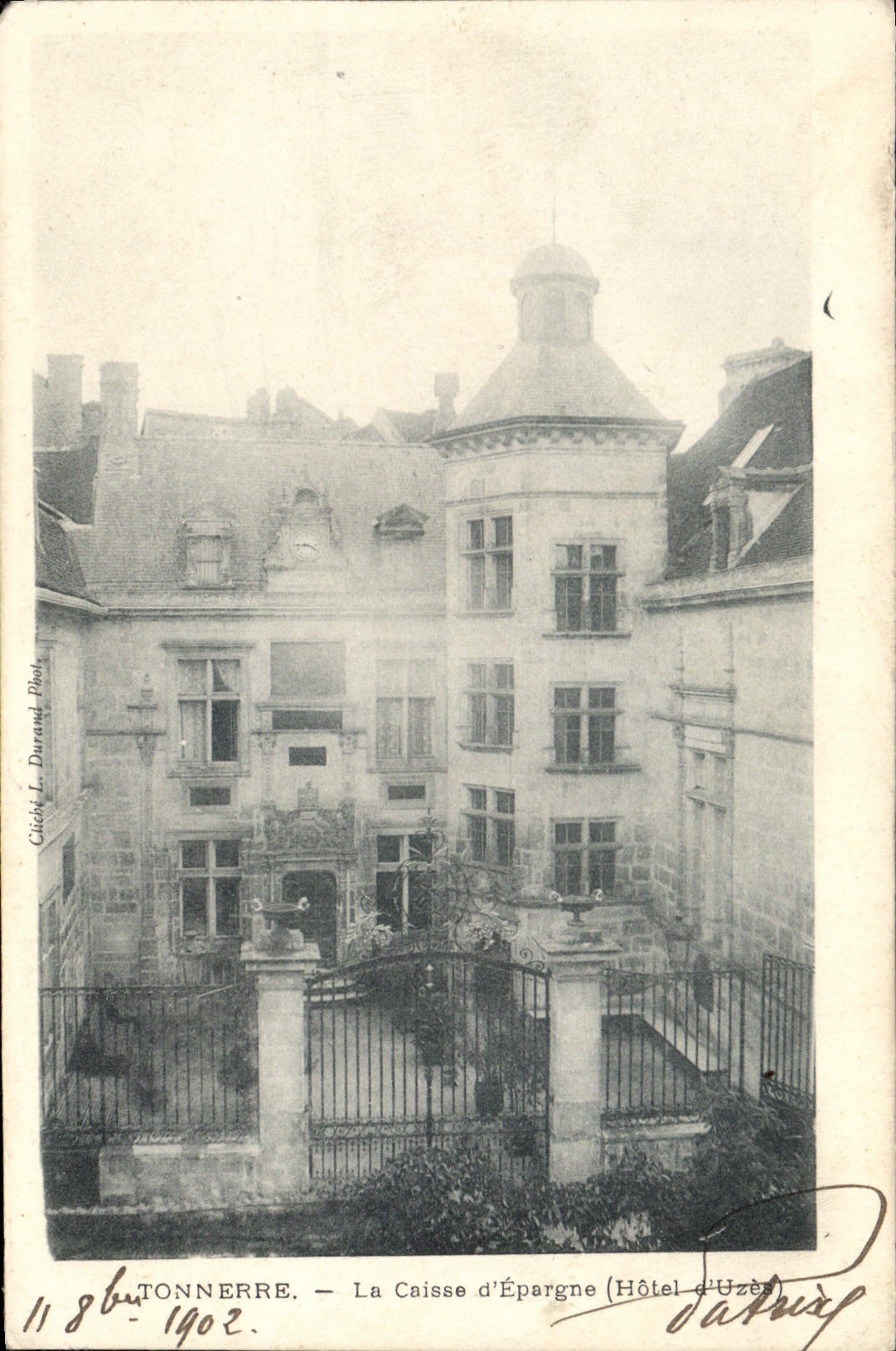 VINTAGE POSTCARD Bank Thunder Savings bank Hotel of Uzes