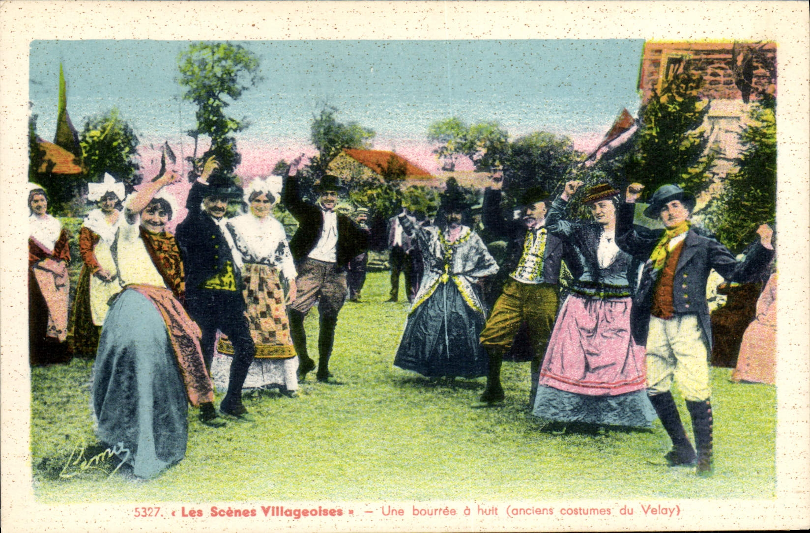 CPA Folklore Une bourree a huit Anciens costumes du Velay
