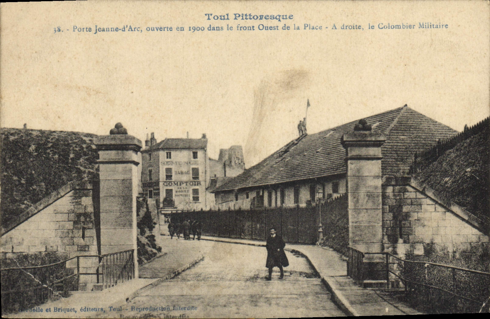 CPA Colombe Colombophilie Toul Porte Jeanne d'Arc La colombier militaire Militaria
