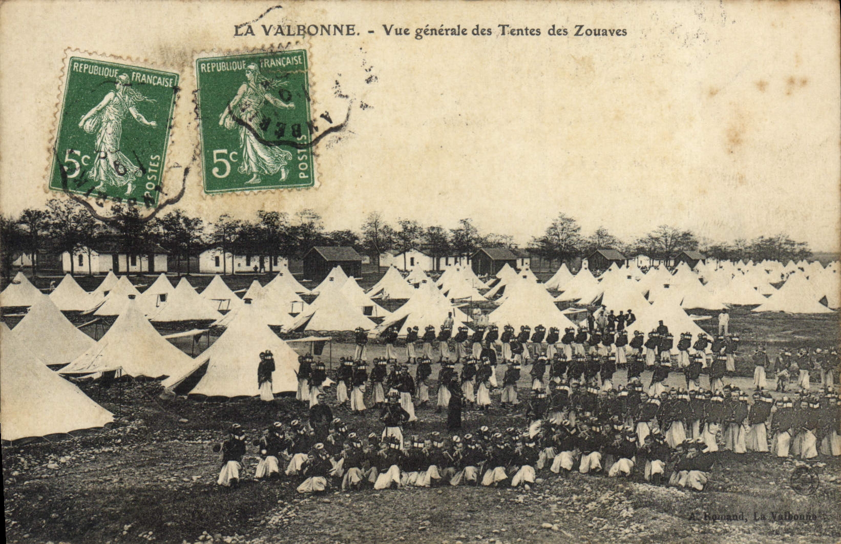 CPA Militaria Valbonne Vue generale des tentes des Zouaves 