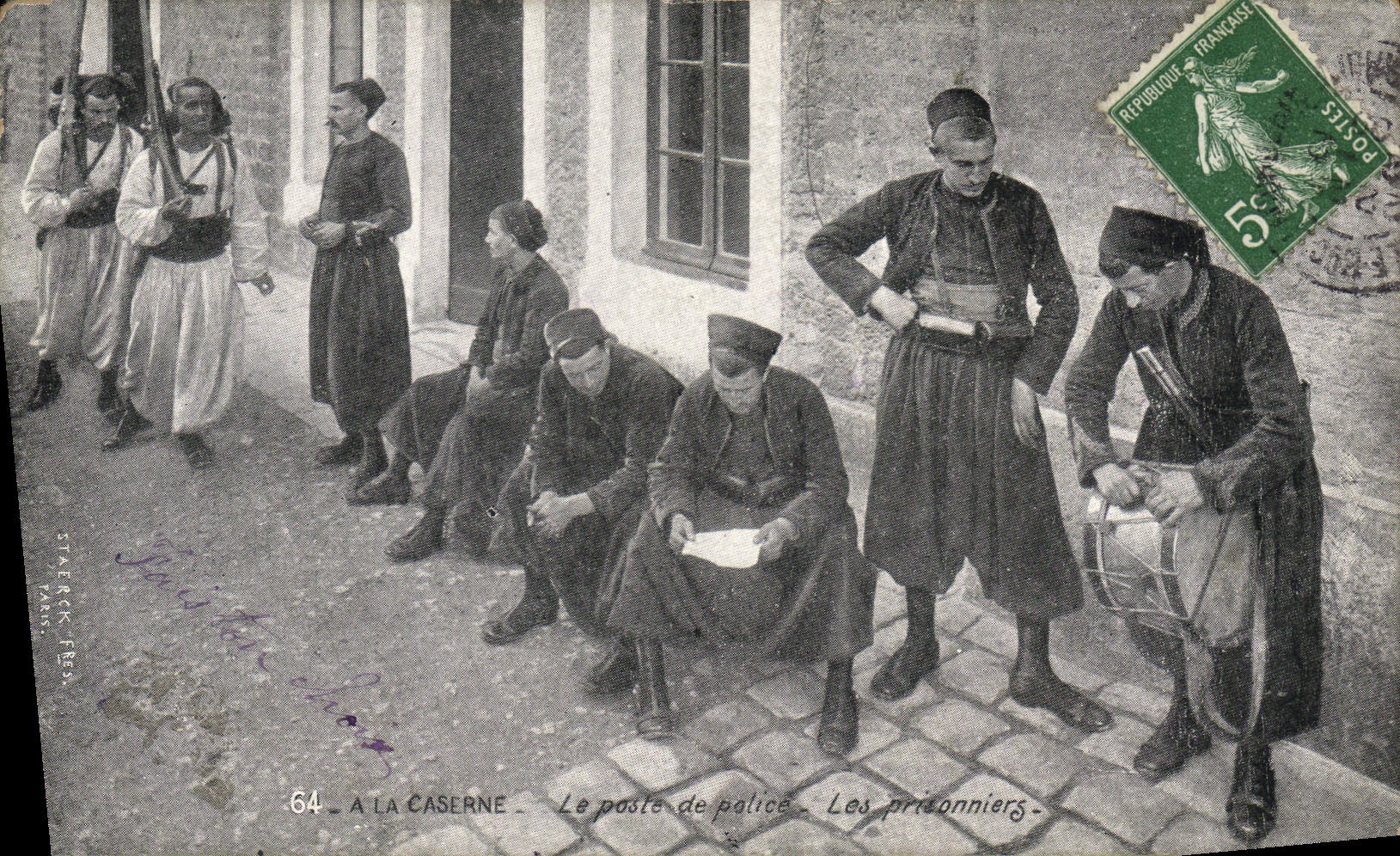 VINTAGE POSTCARD Militaria the police station prisoners