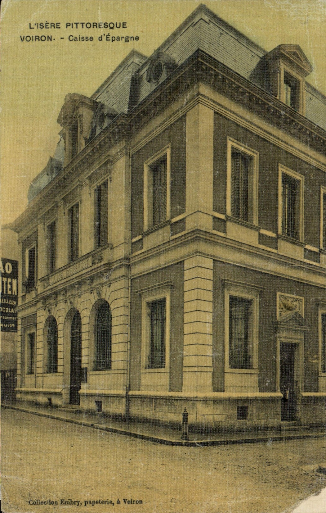 VINTAGE POSTCARD Bank Savings bank Voiron (chart toilee)