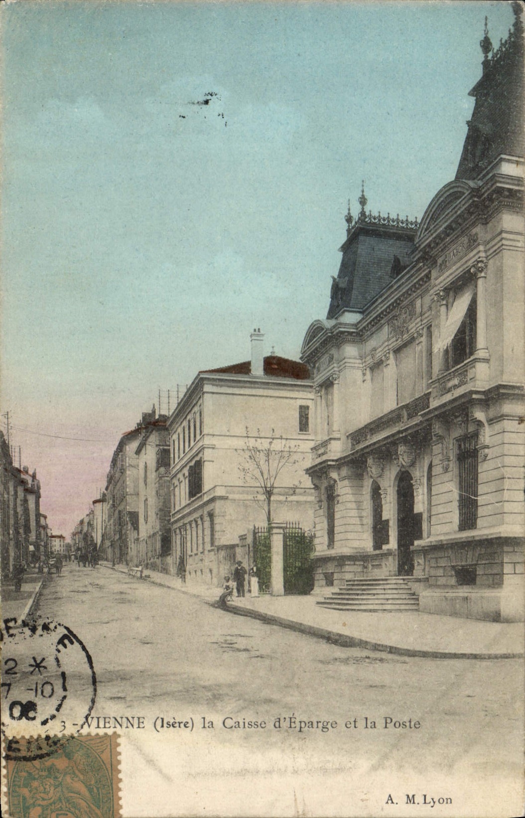 VINTAGE POSTCARD Vienna Bank the Savings bank and the Post office
