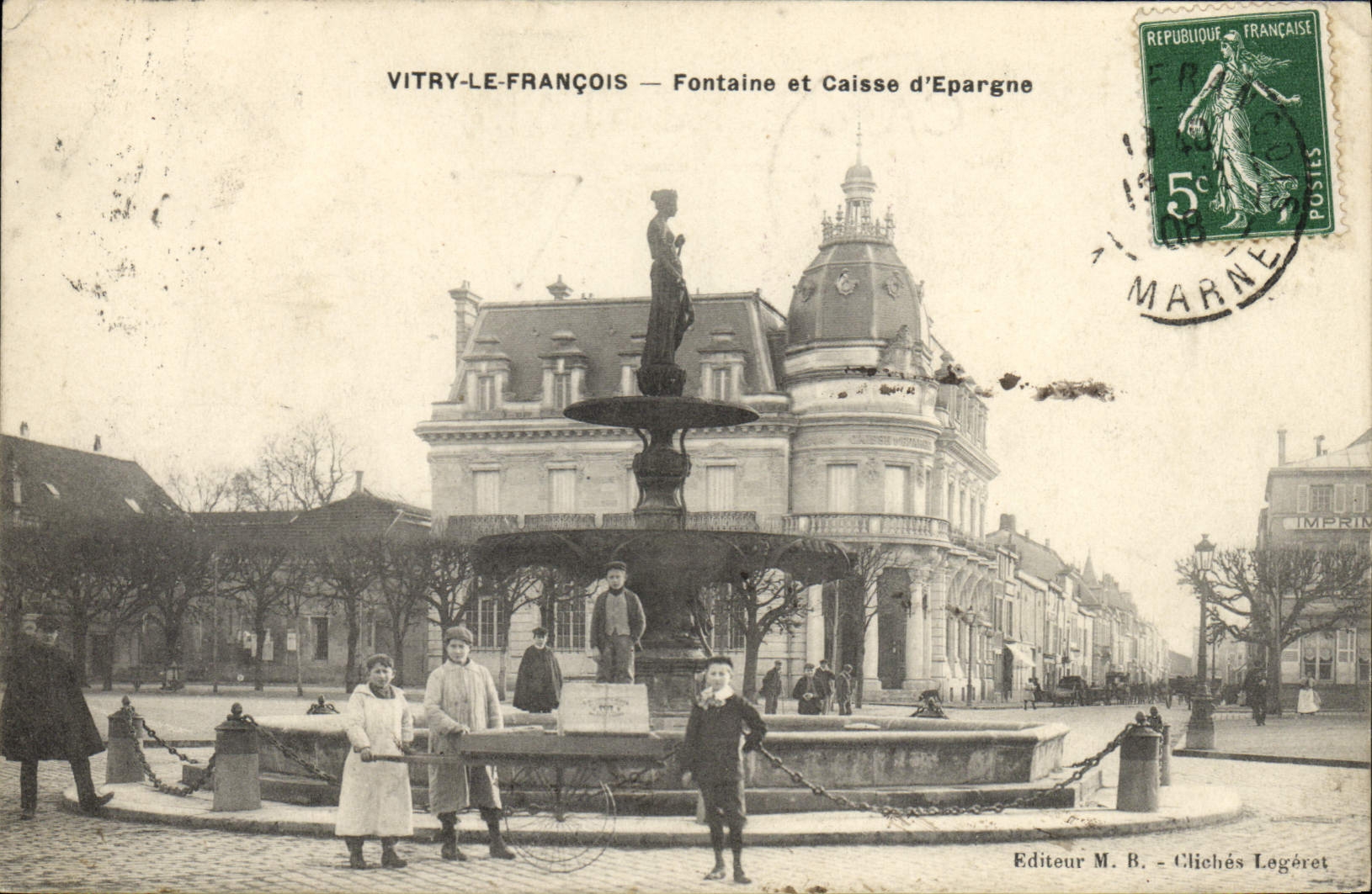VINTAGE POSTCARD Vitry Bank François Fountain and Savings bank