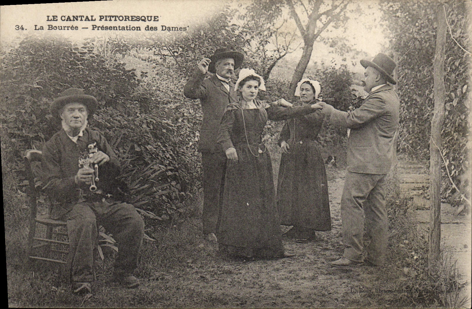 VINTAGE POSTCARD Auvergne Folklore The bourree Presentation of the ladies Cantal