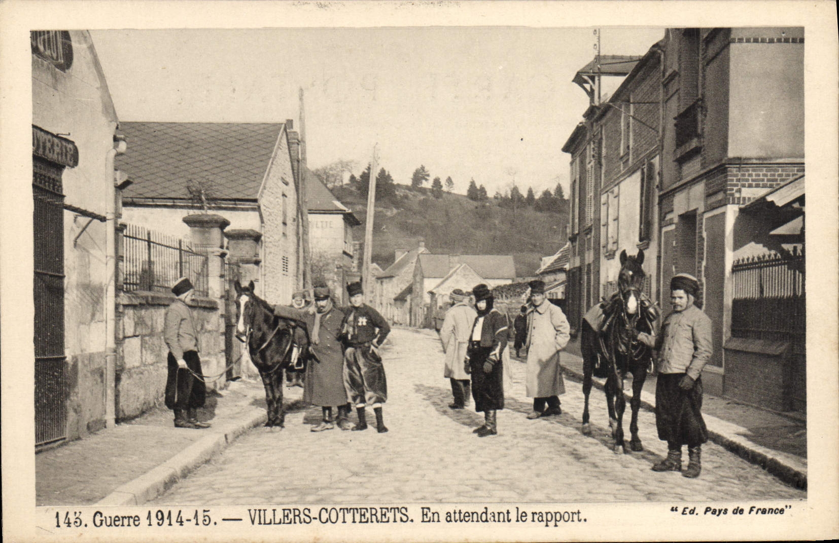 POSTAL Militaria Villers Cotterets de la VENDIMIA mientras que espera el informe/el cociente
