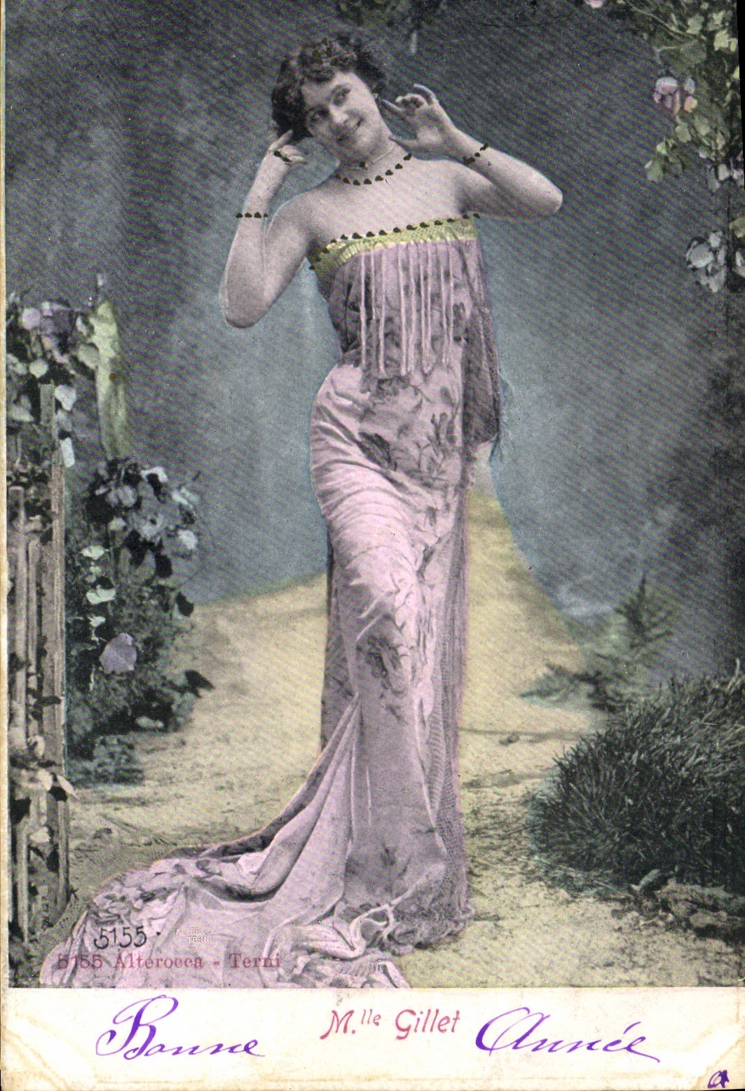 VINTAGE POSTCARD Theater Woman Miss Gillet