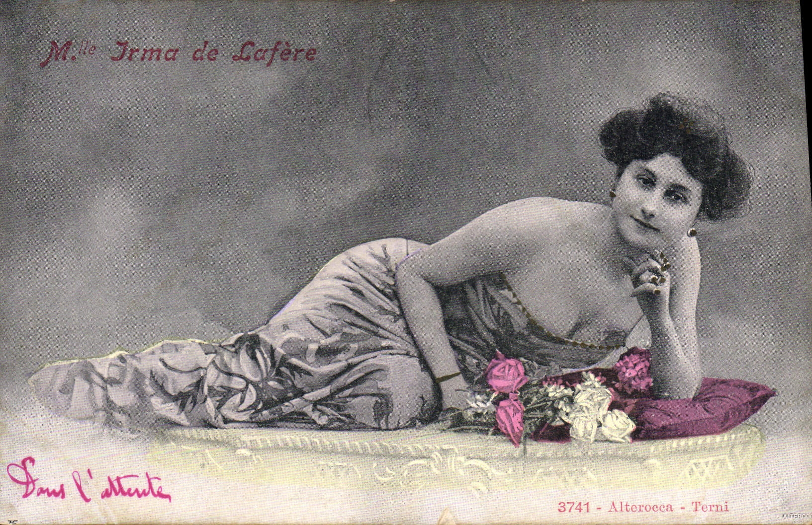 VINTAGE POSTCARD Theater Woman Mrs. Irma de Lafere