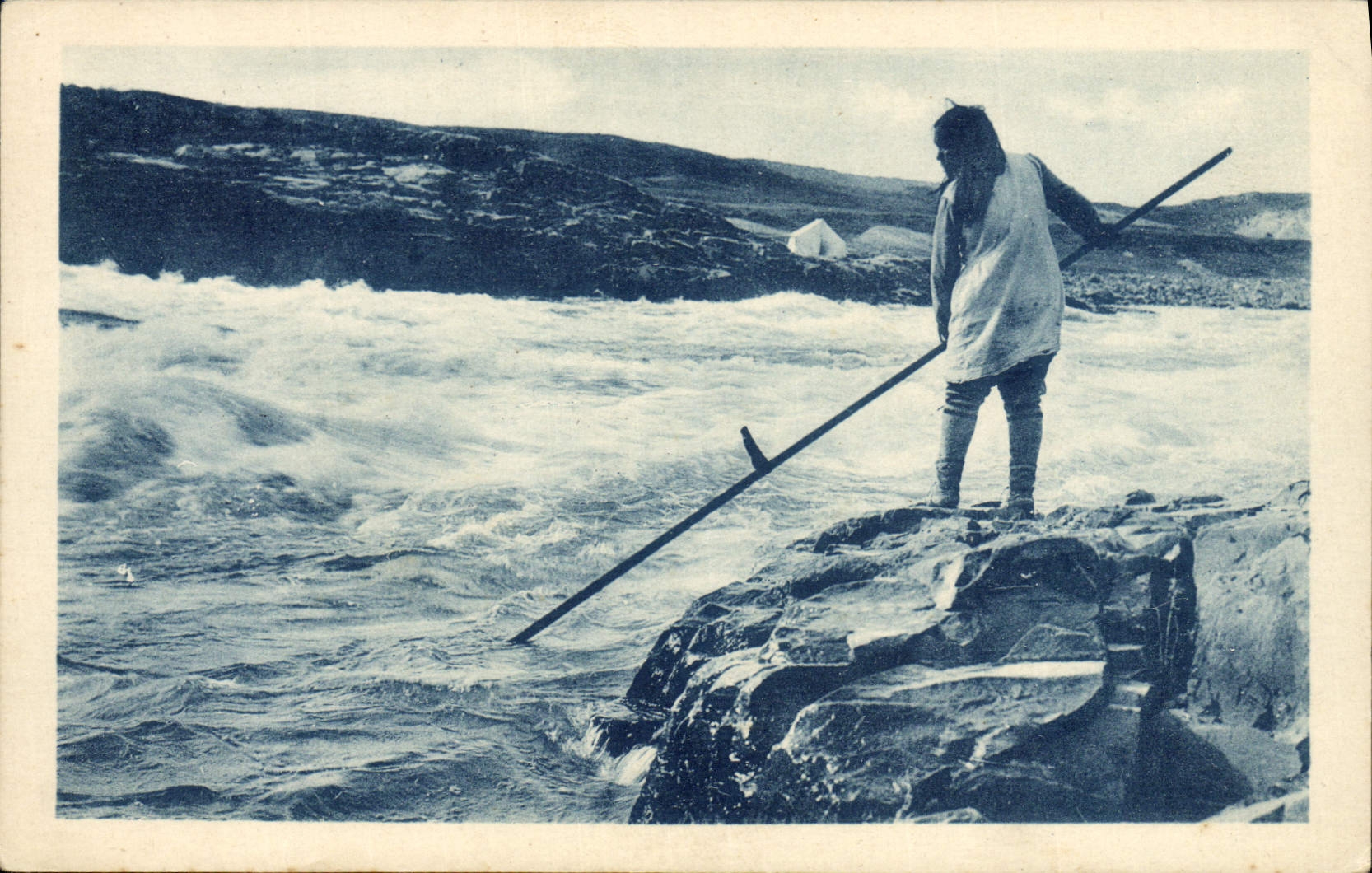 VINTAGE POSTCARD Polaire North America Mission of Oblats of immaculate Marie Esquimaux Drives out