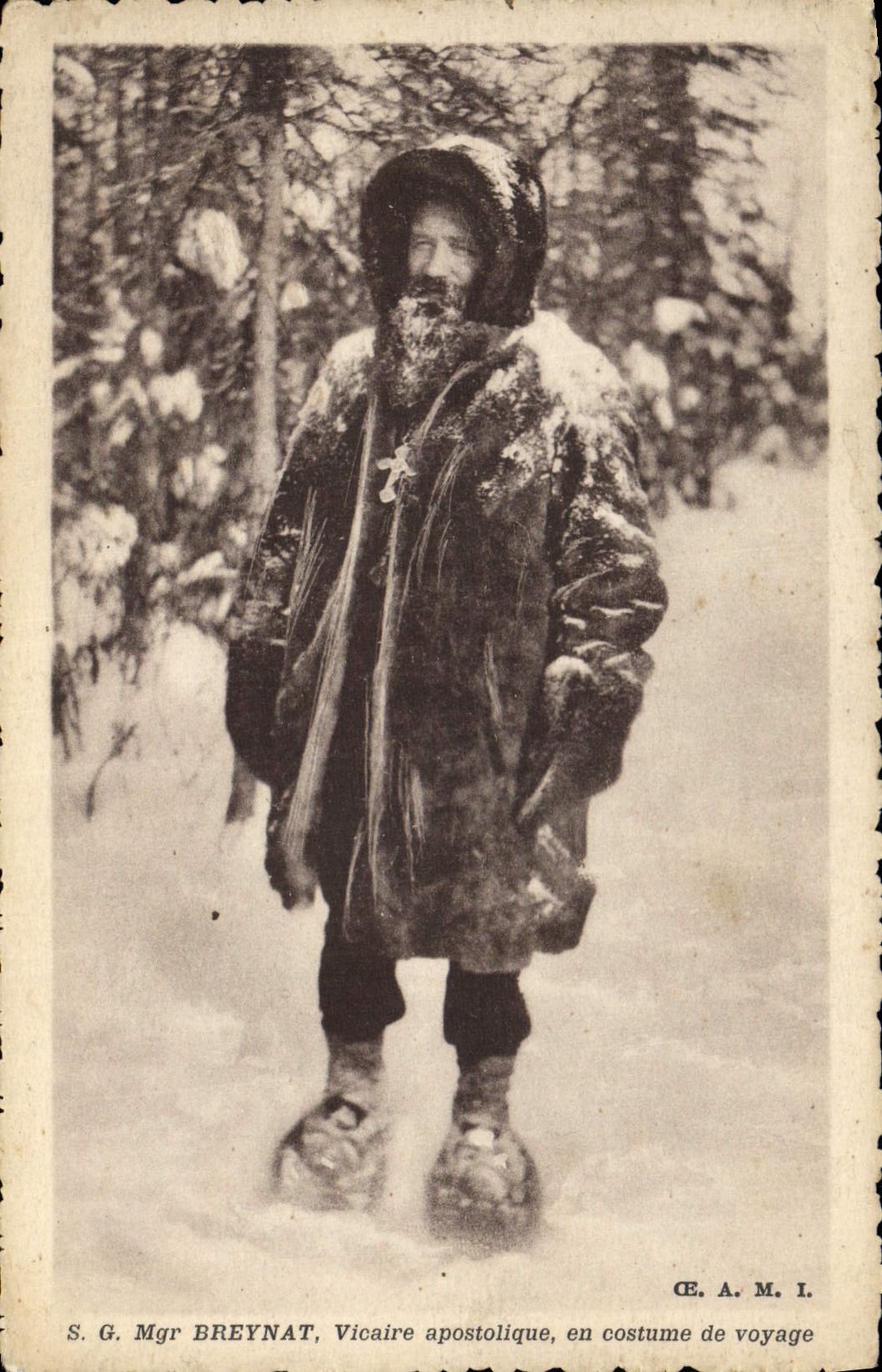 CPA Polaire Amerique du Nord Sgr Mgr Breynat Vicaire apostolique en costume de voyage