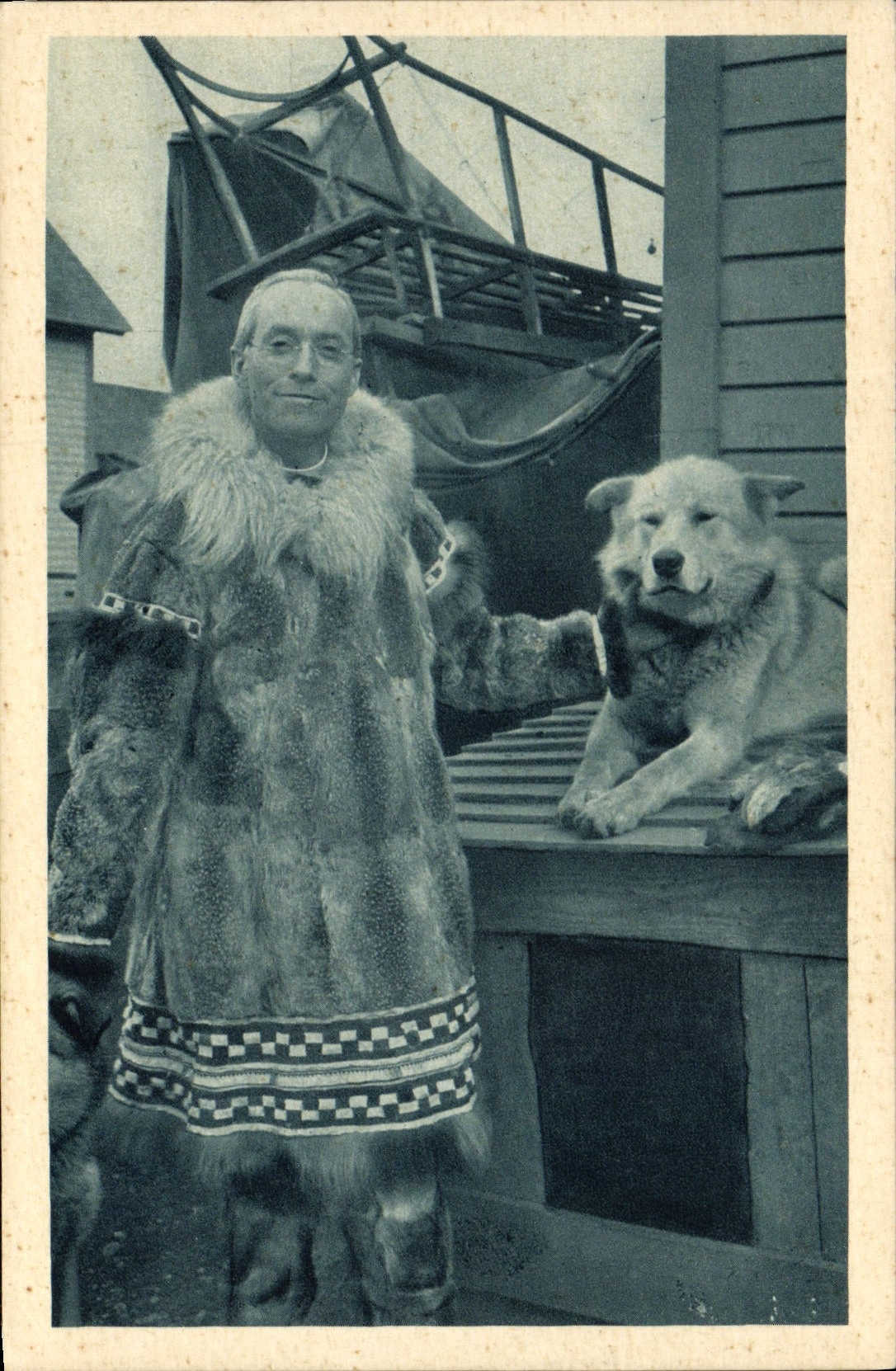 VINTAGE POSTCARD Polar North America Its ex Monseigneur apostolic Crimont Vicar of Alasak Dog