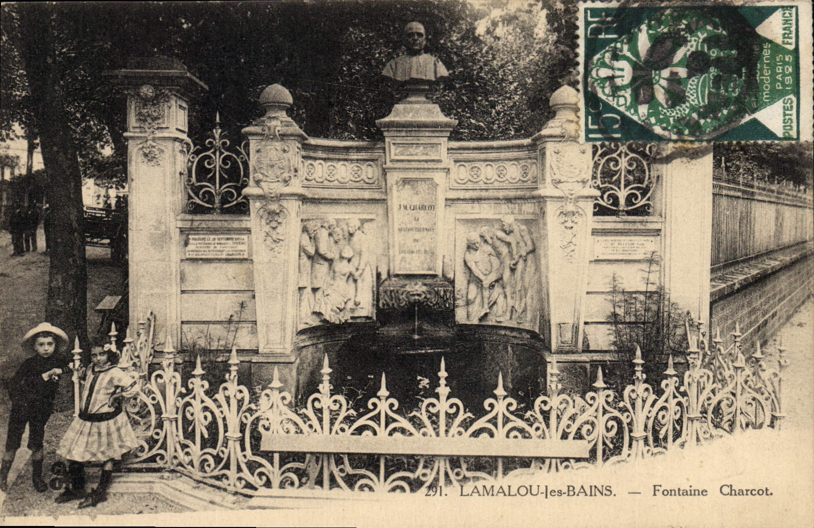 VINTAGE POSTCARD Polar Lamalou les Bains Charcot Fountain