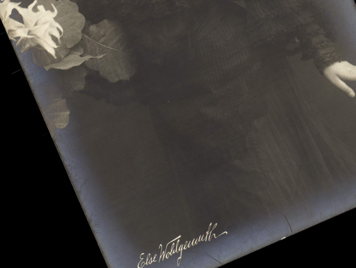 VINTAGE POSTCARD Theater Woman Else Wohlgewurht