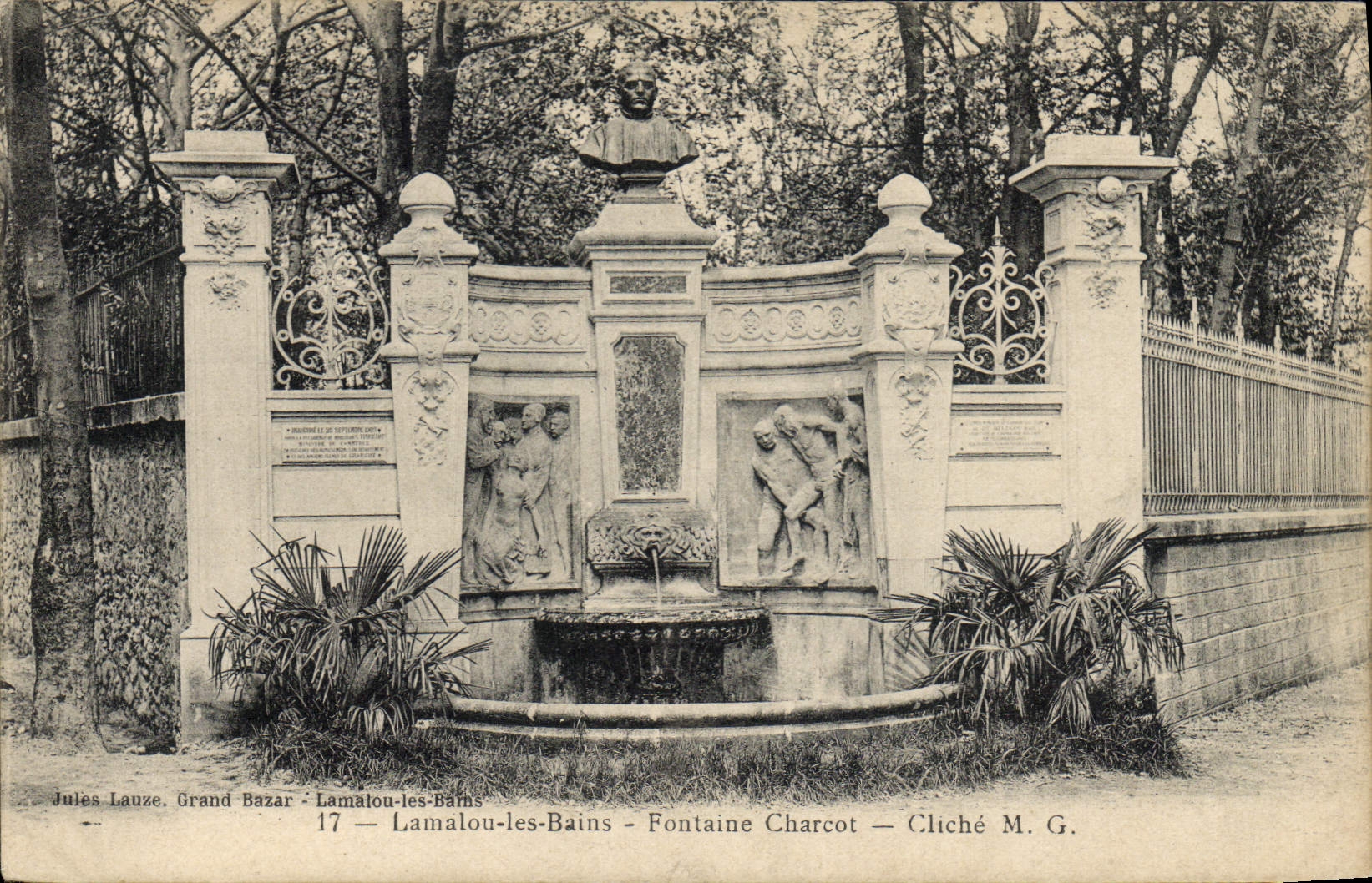 VINTAGE POSTCARD Polar Fountain Charcot Lamalou les Bains