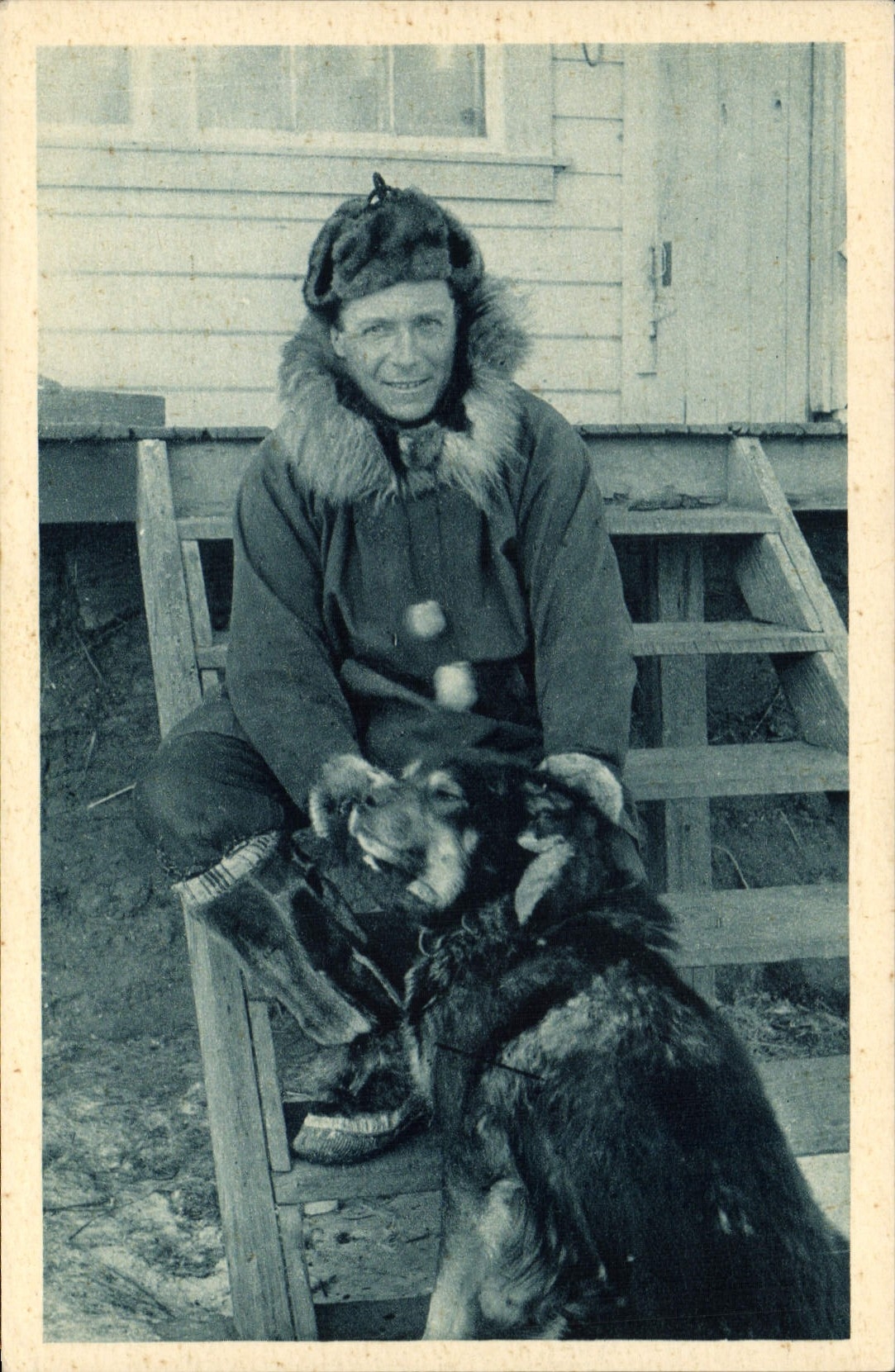 VINTAGE POSTCARD Polar the missionary and his faithful companion Ring Arctic Alaska