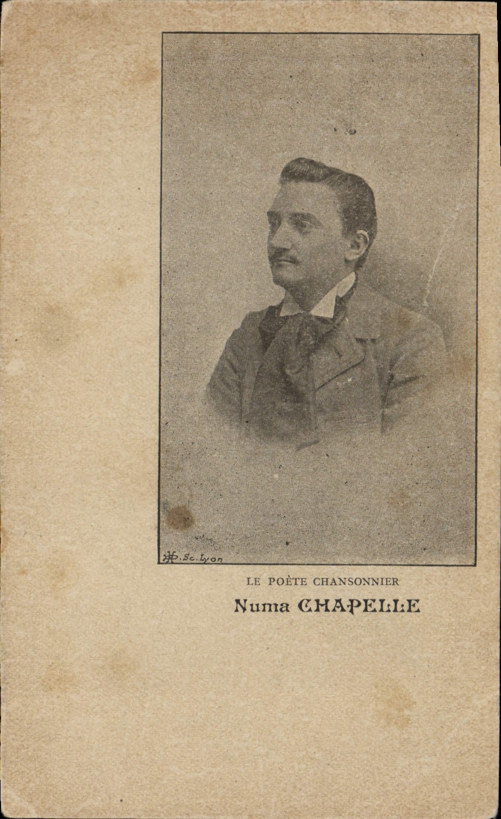 VINTAGE POSTCARD Theater the poet chansonnier Numa Vault