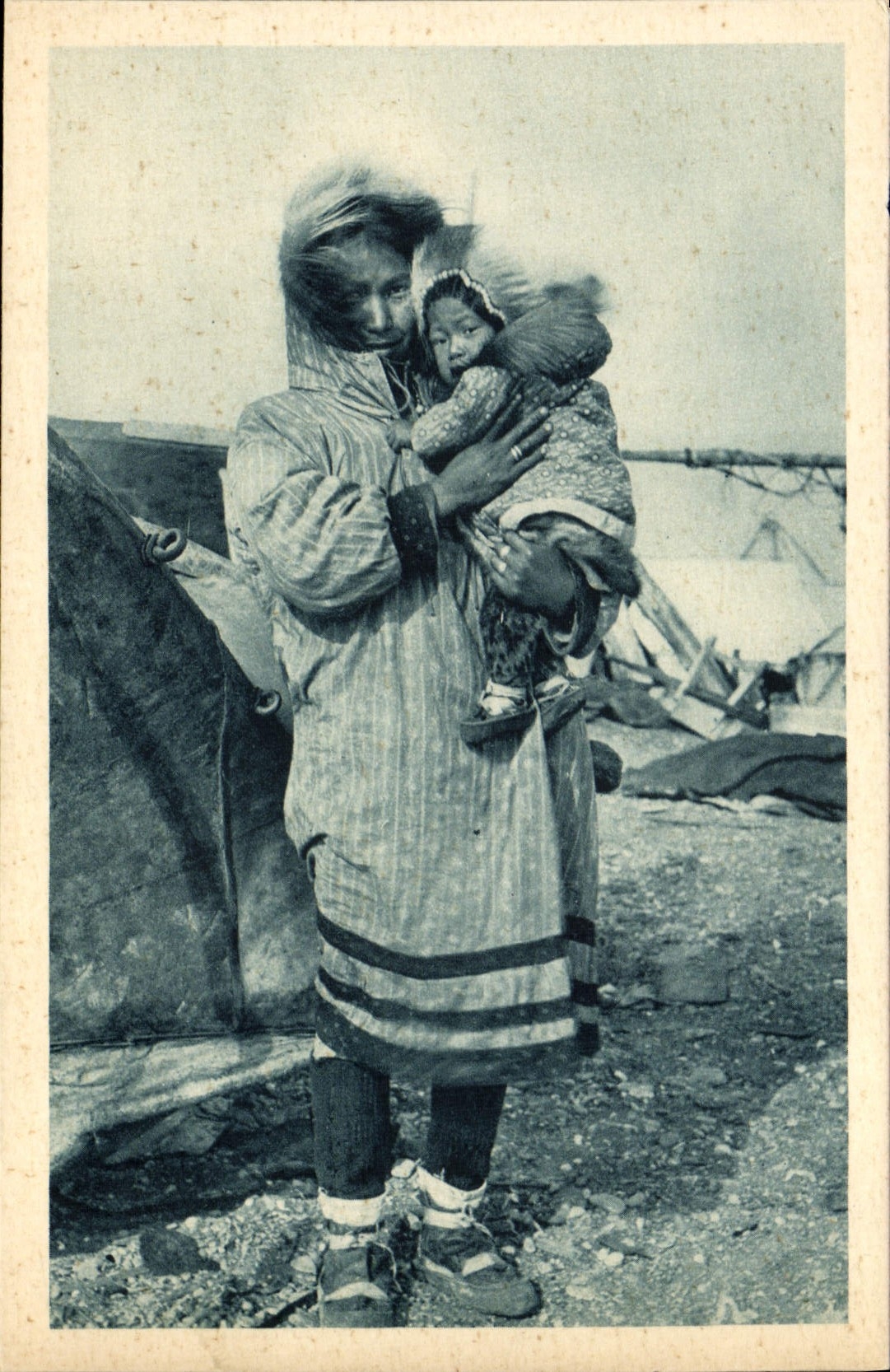 VINTAGE POSTCARD Polaire Its treasure Rings Arctic Alaska