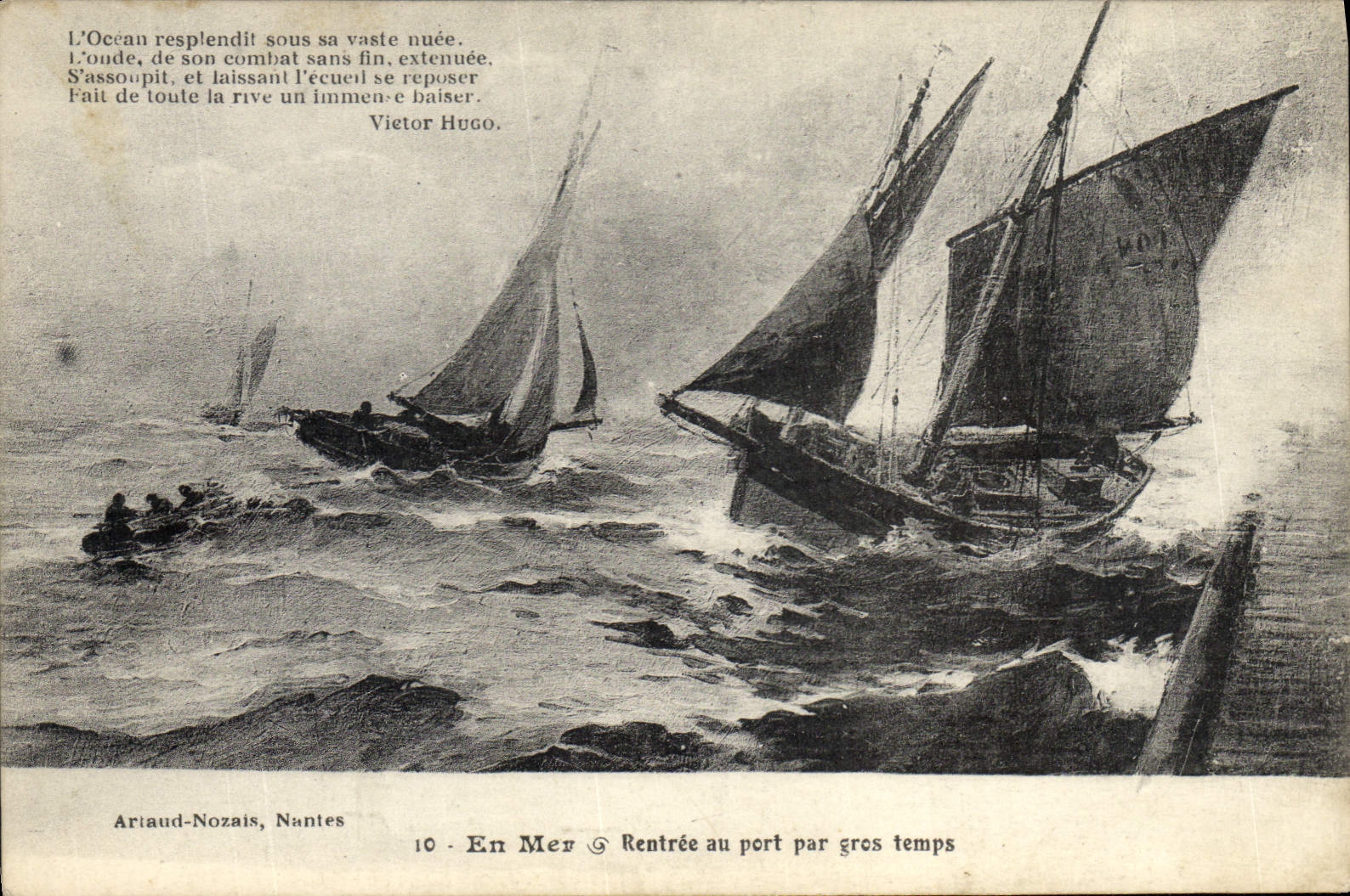 CPA Peche En mer Rentree au port par gros temps Bateaux