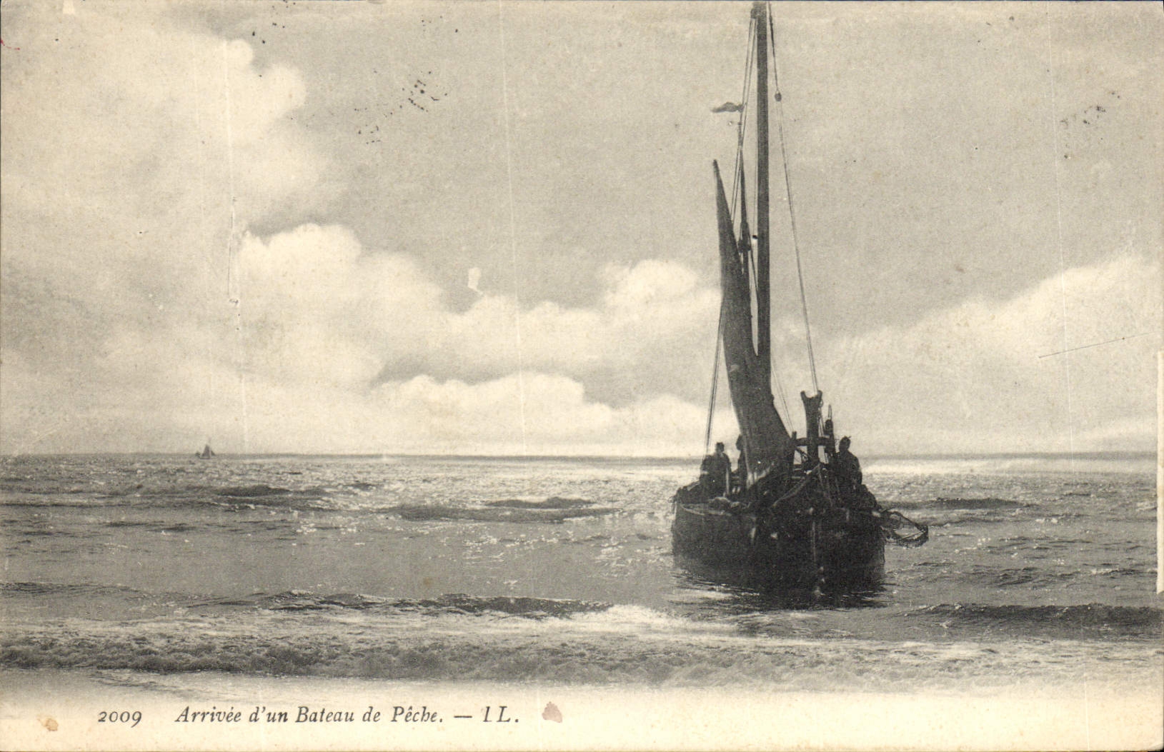 CPA Peche Arrivee d'un bateau de peche