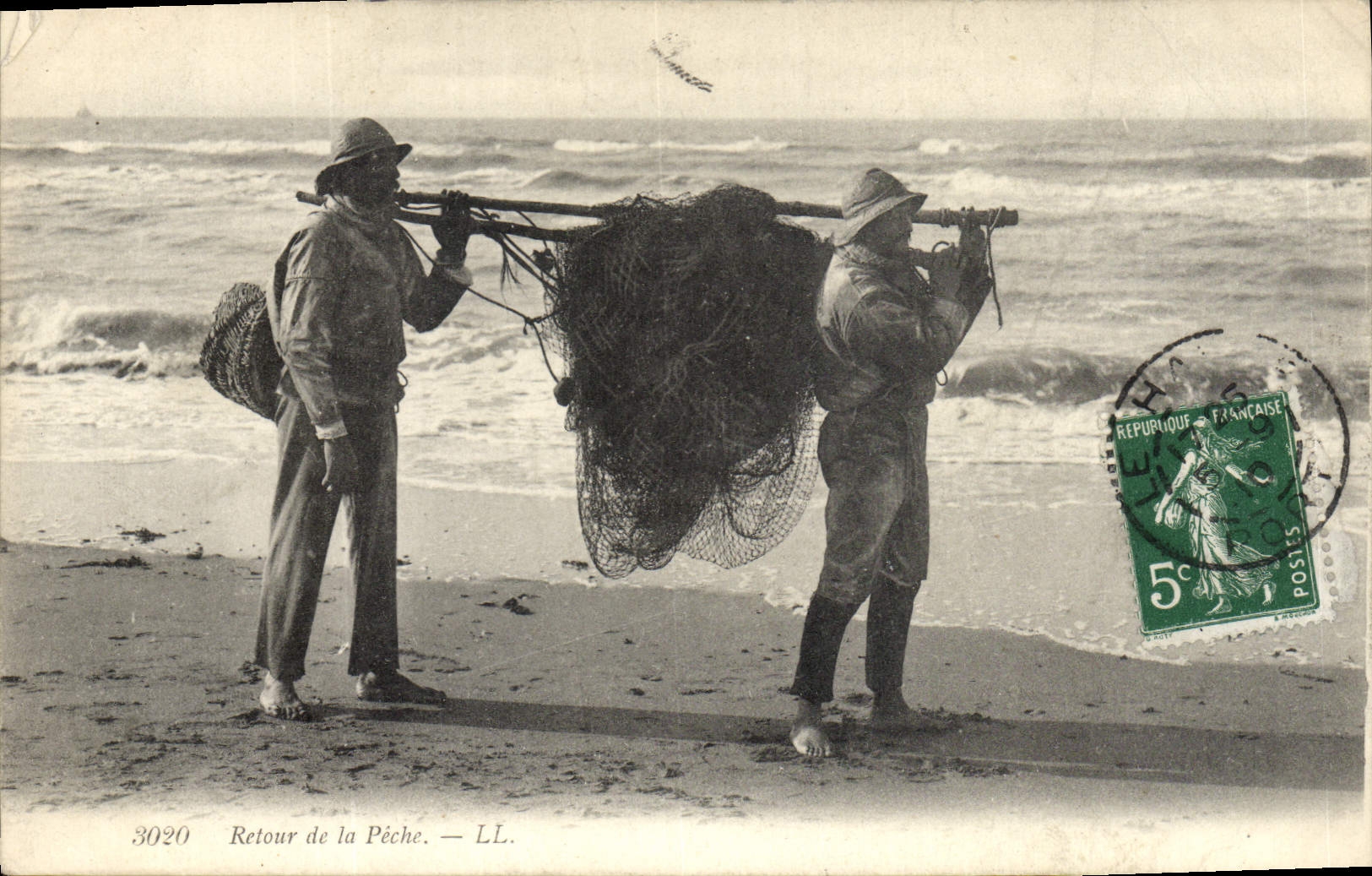 Vuelta de la pesca de la POSTAL de la VENDIMIA del pecado