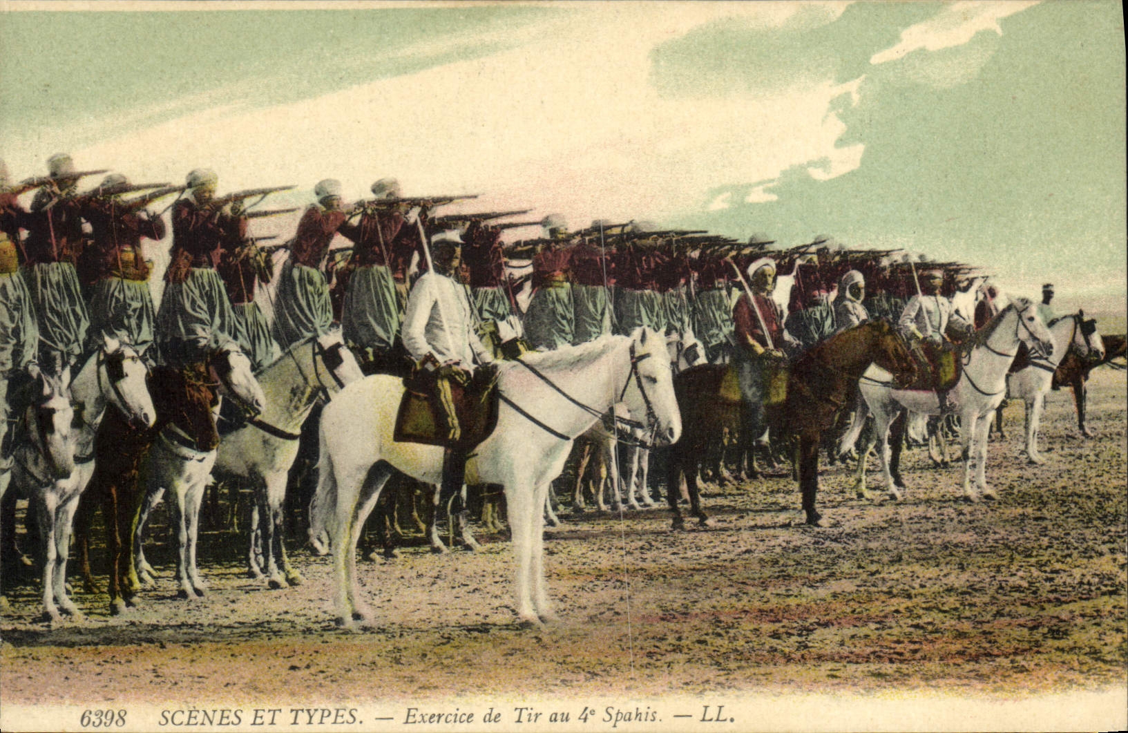 CPA Militaria Exercice de tir au 4eme Spahis