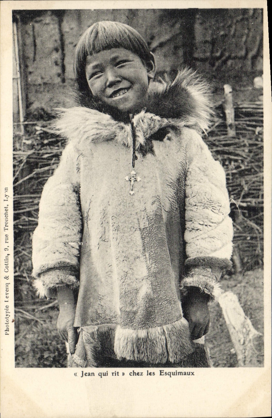 CPA Polaire Jean qui rit chez les Esquimaux