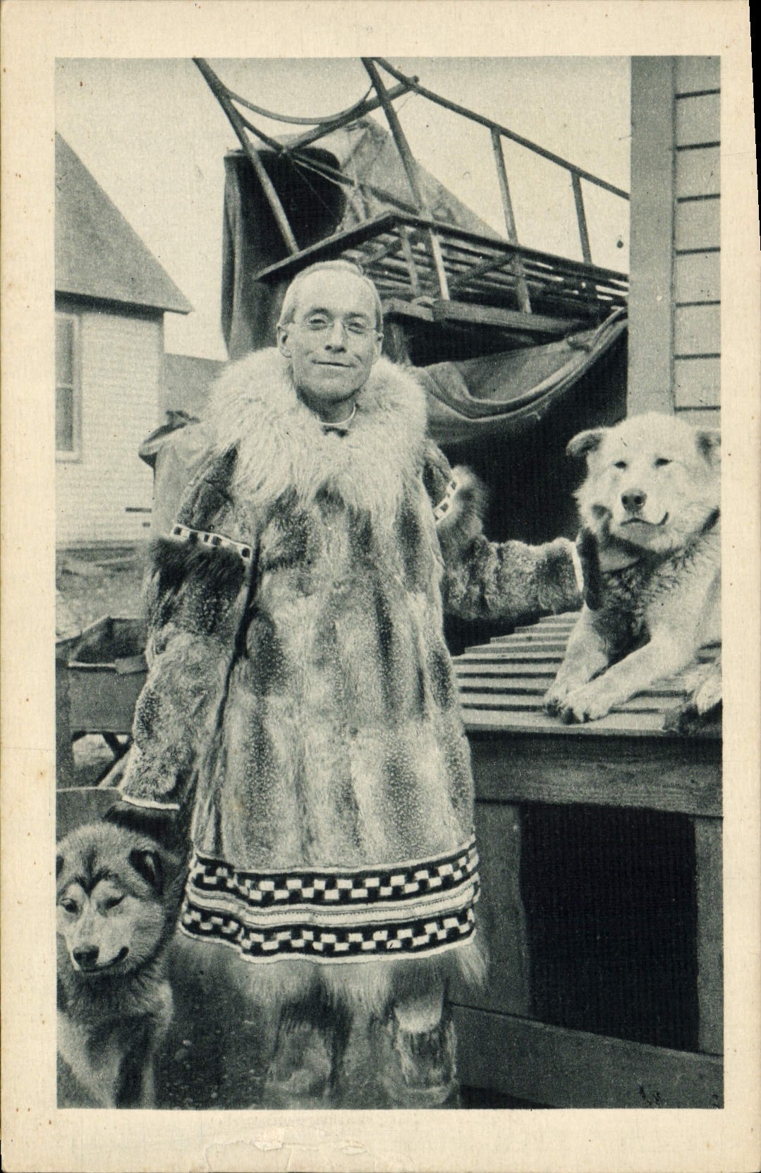 CPA Polaire Sa Grandeur Monseigneur Crimont S J Eveque d'Alaska