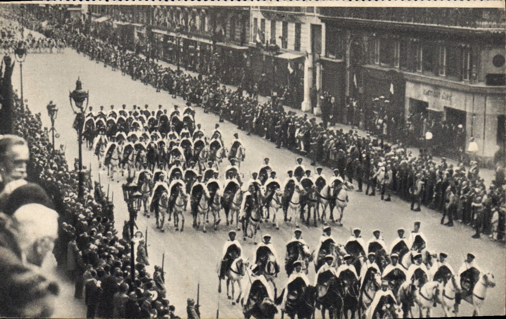 CPA Militaria Spahis