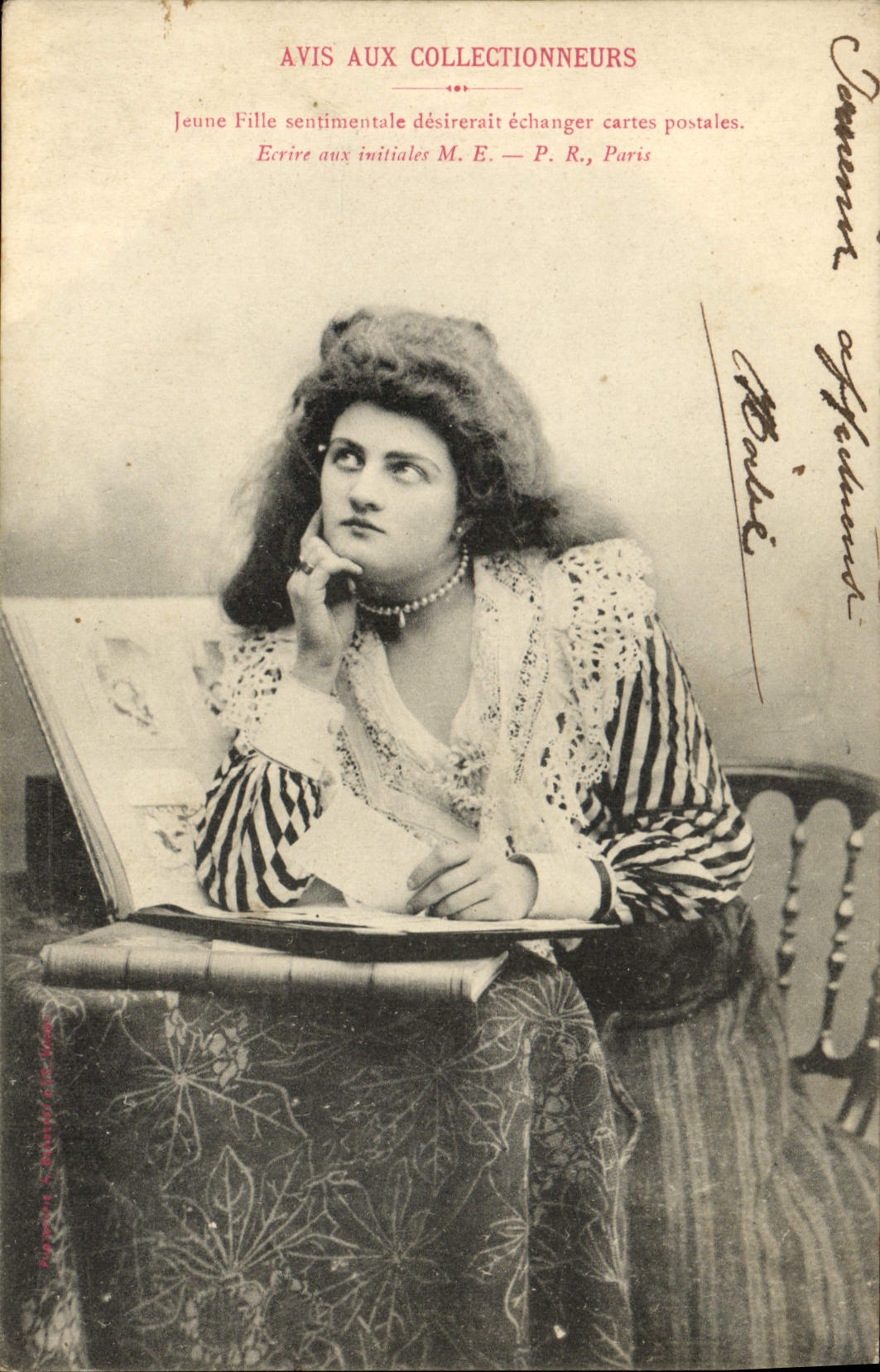 CPA Fantaisie Femme Avis aux collectionneurs Cartes postales