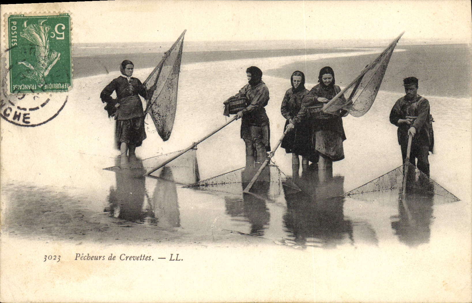 CPA Peche Pecheurs de crevettes