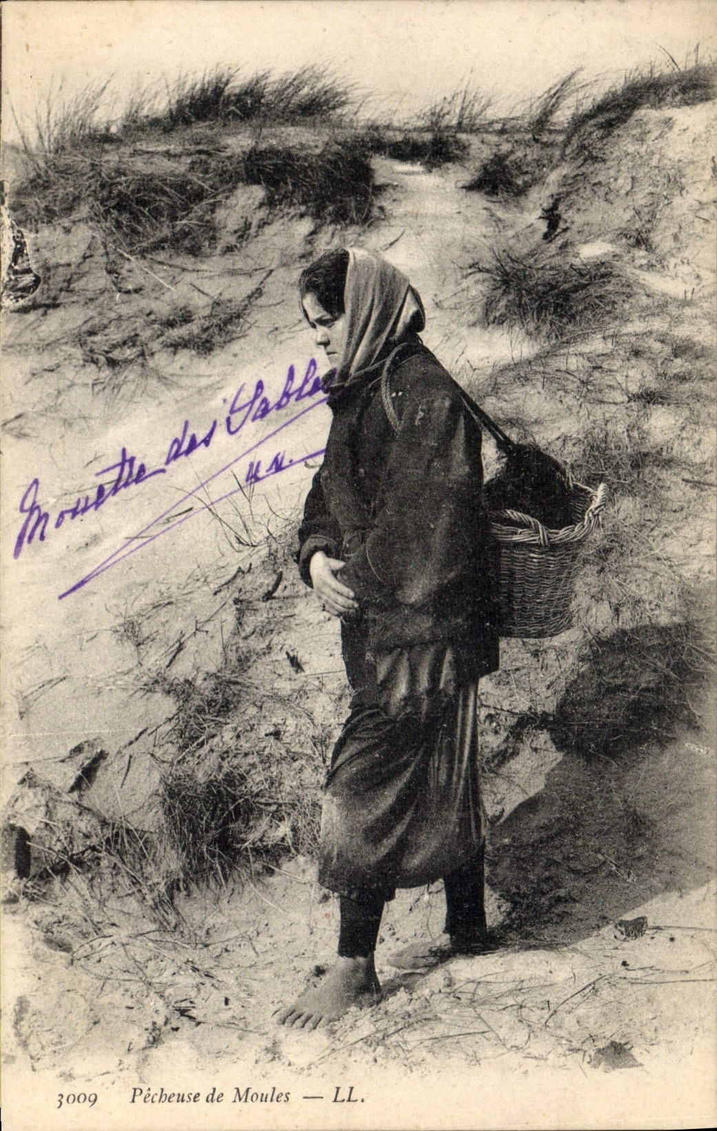 CPA Peche Pecheuse de moules