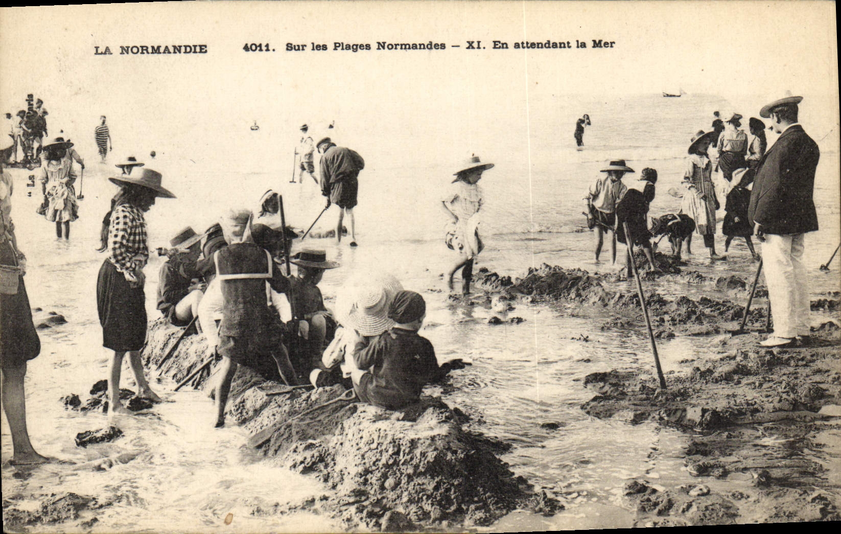 Postal Pesca sobre las gamas normandas a la espera del mar