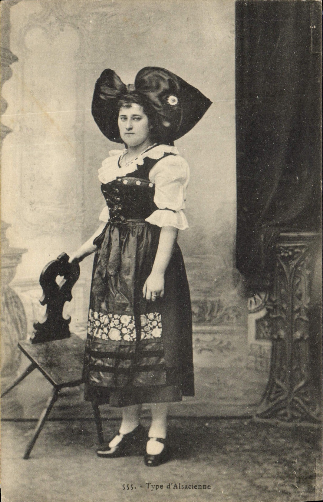 Standard Vintage Postcard Folklore of Alsatian