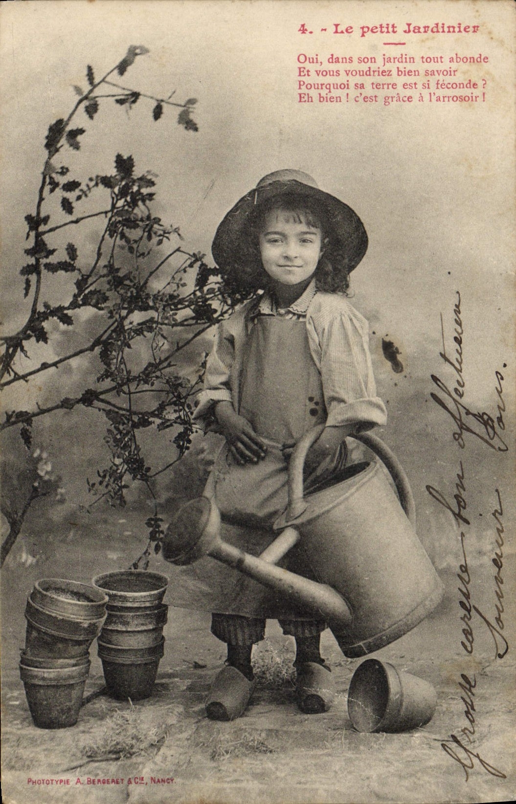 CPA Fantaisie Enfant Le petit jardinier