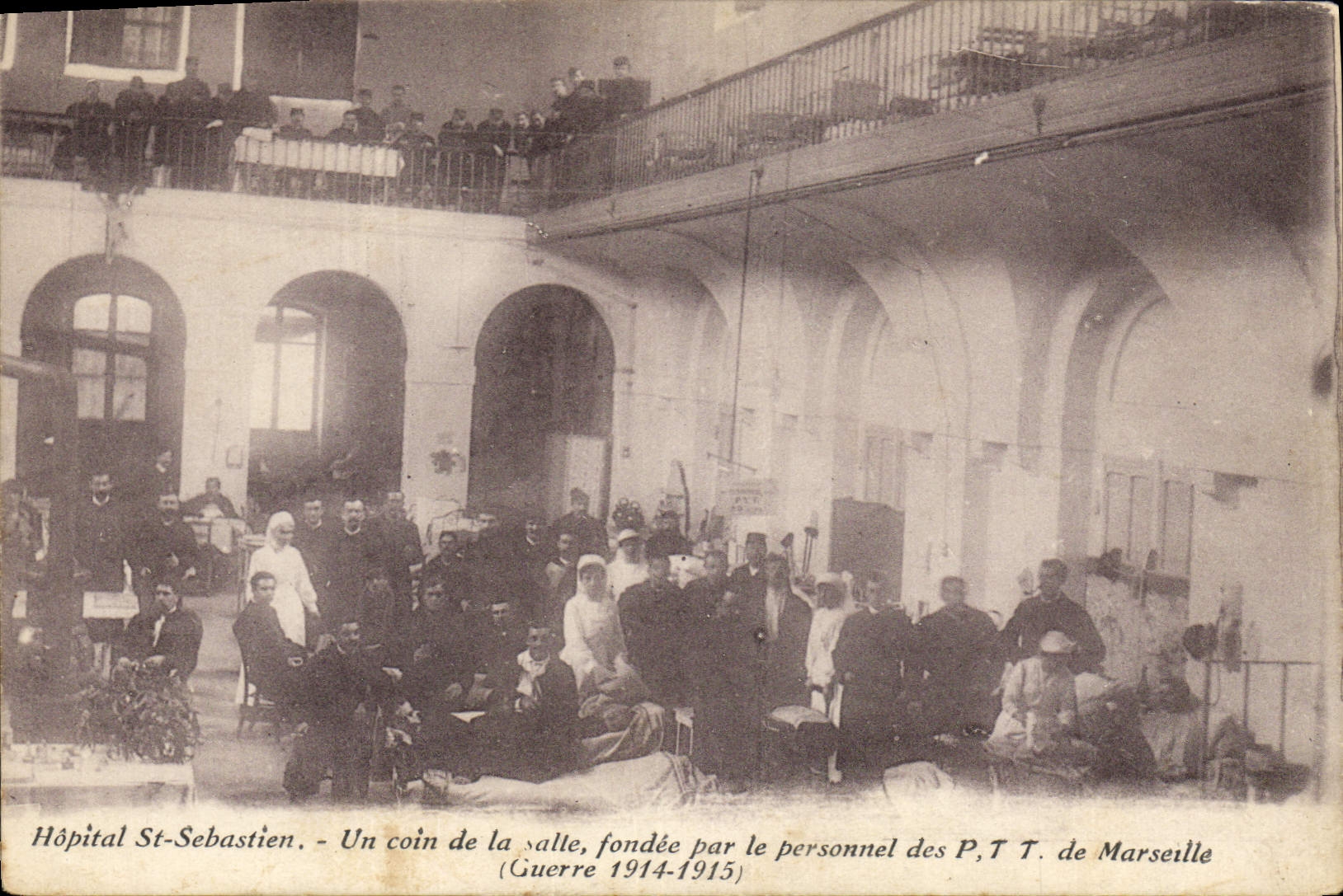Postal Hospital San Sebastián una esquina de la sala fundada por el personal de los PTT de Marsella
